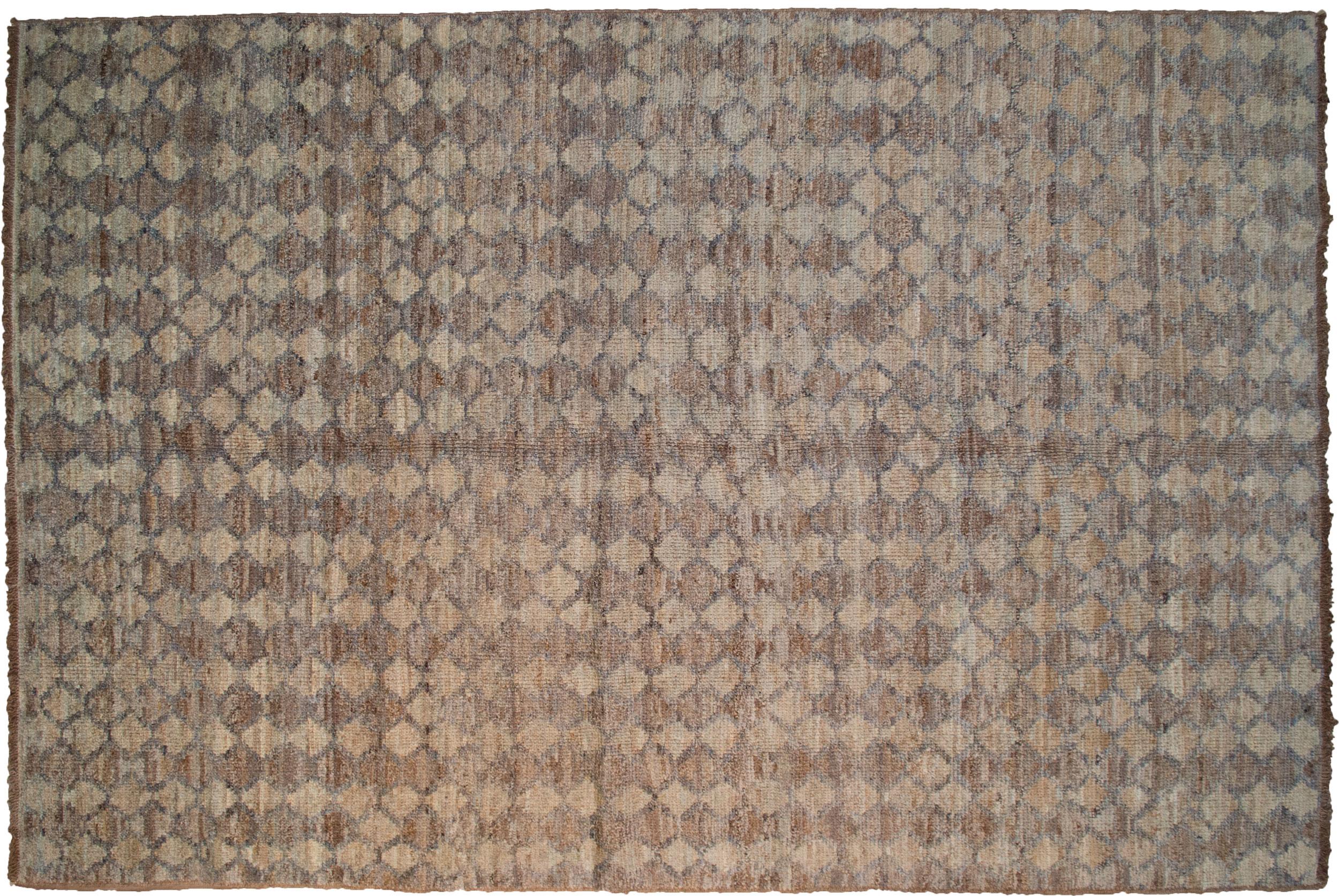 Modern Ushak Carpet For Sale 2