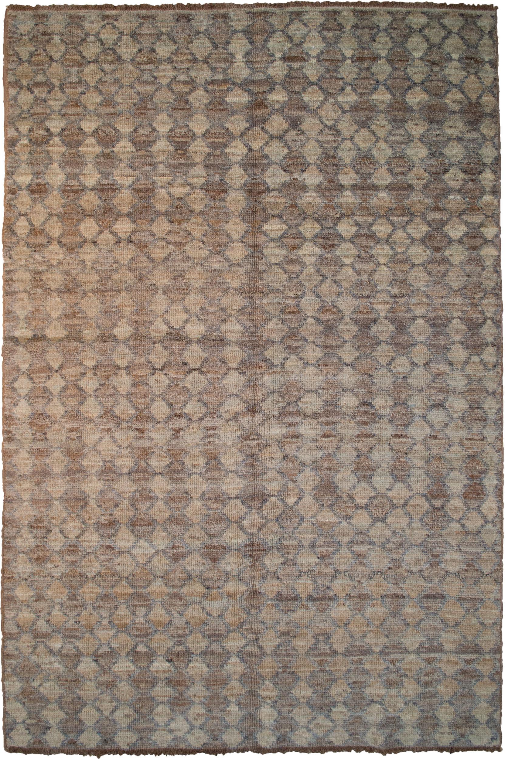 Modern Ushak Carpet For Sale 3