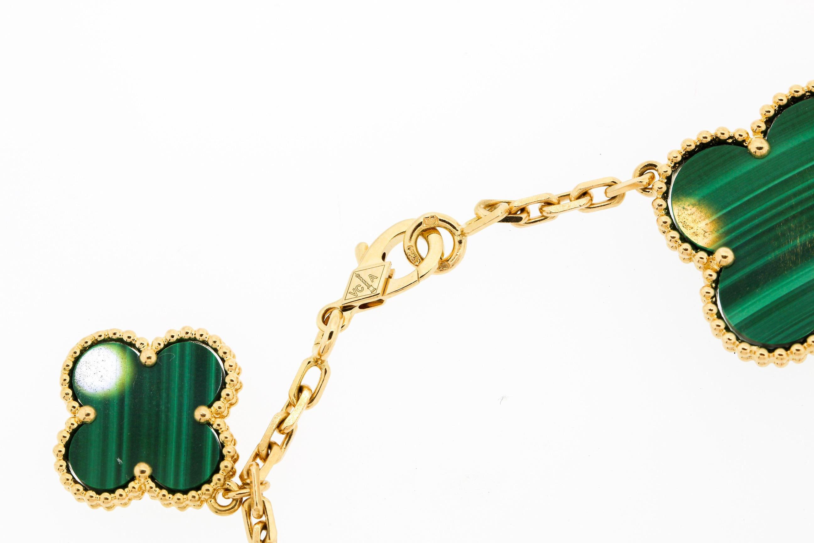 Modern Van Cleef & Arpels Magic Alhambra Malachite 5 Motif Bracelet In Excellent Condition In New York, NY