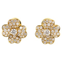 Modern Van Cleef & Arpels Yellow Gold Diamond Cosmos Earrings