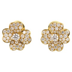 Modern Van Cleef & Arpels Yellow Gold Diamond Cosmos Earrings