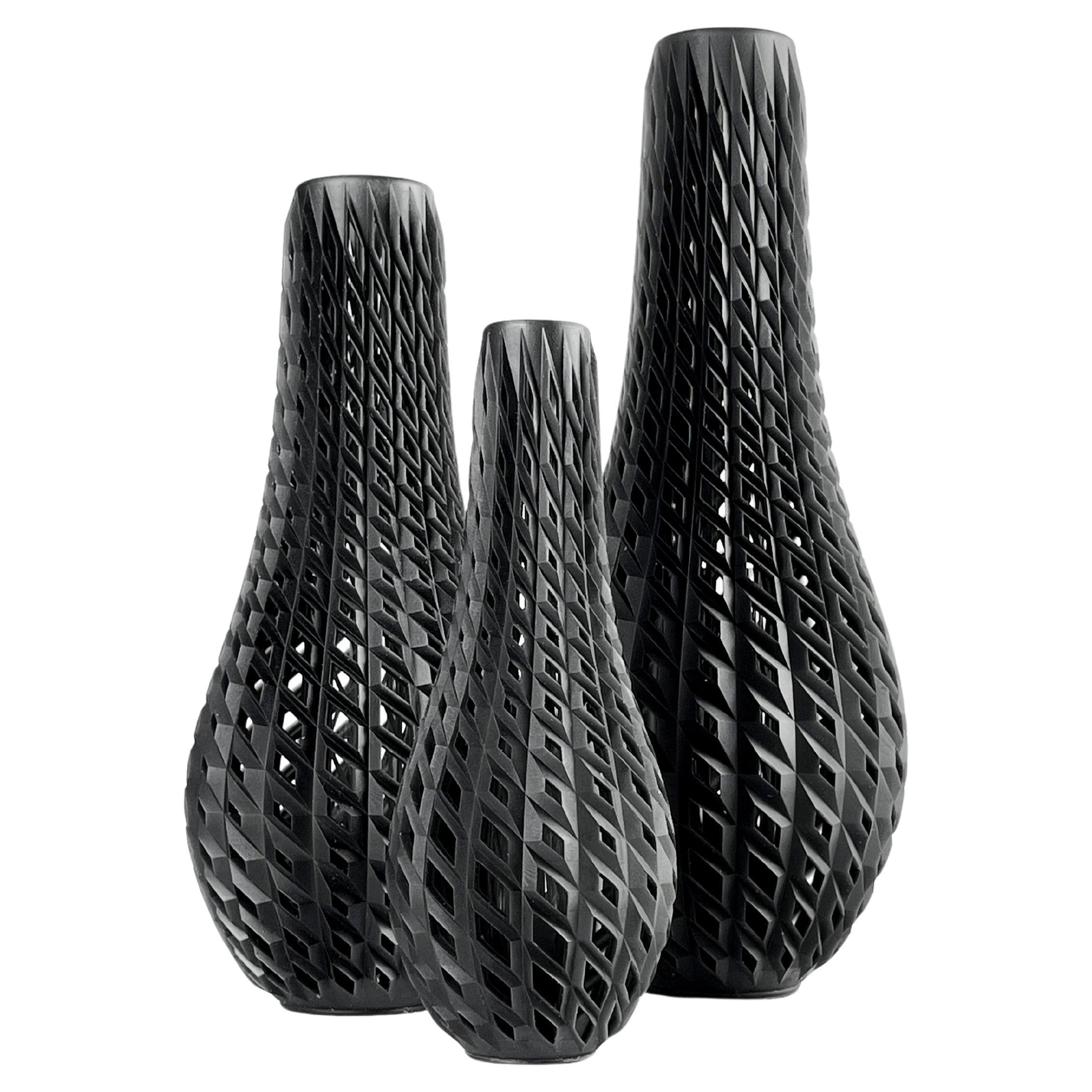 Ensemble de 3 vases modernes CONE, fabriqués en résine bio, Allemagne_ Couleur : bleu militaire