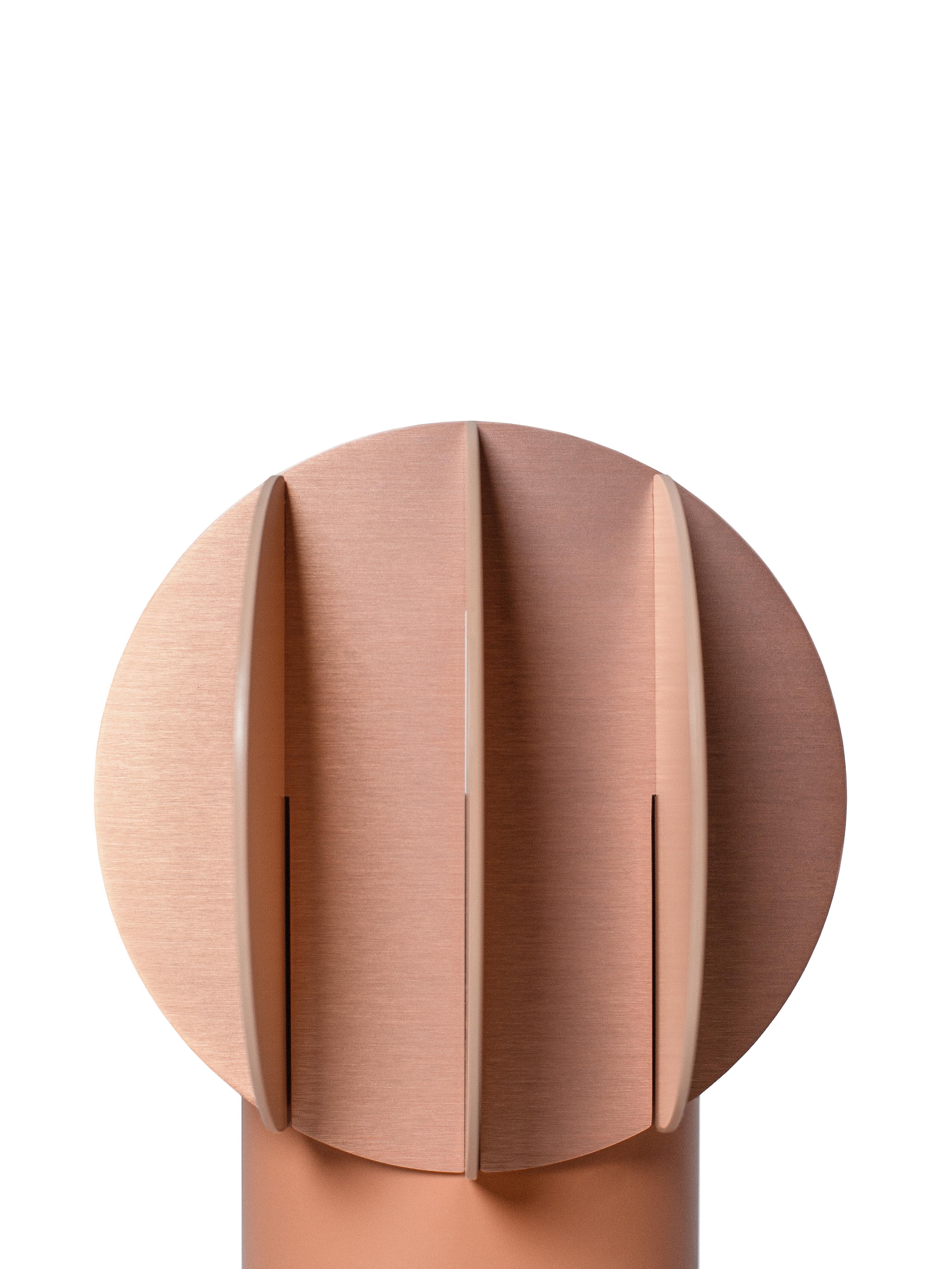 Delaunay Vase CS11 - Sculptural bold by Noom in Brushed Stainless Steel For Sale 5