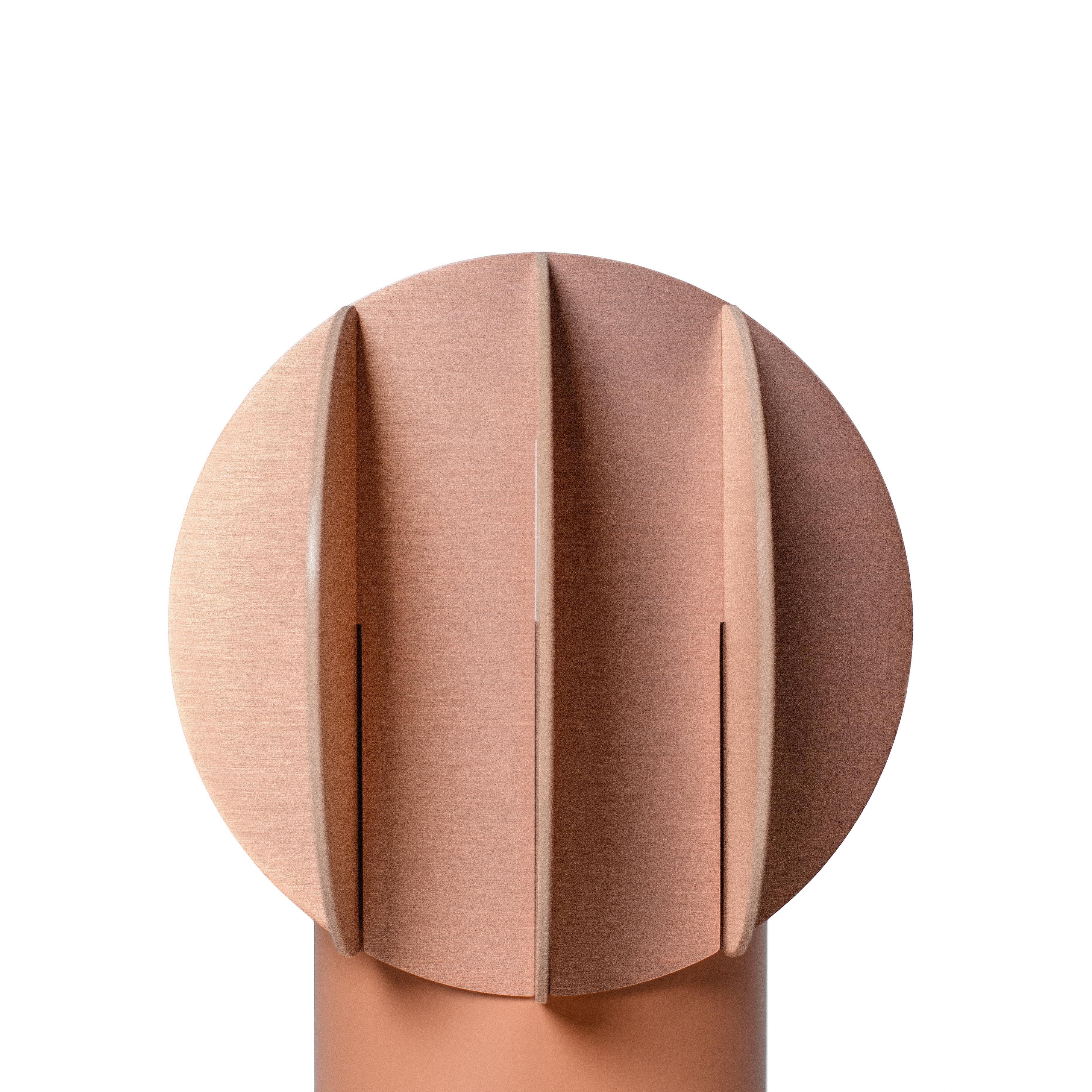 Delaunay Vase CS11 - Sculptural bold by Noom in Brushed Stainless Steel For Sale 6
