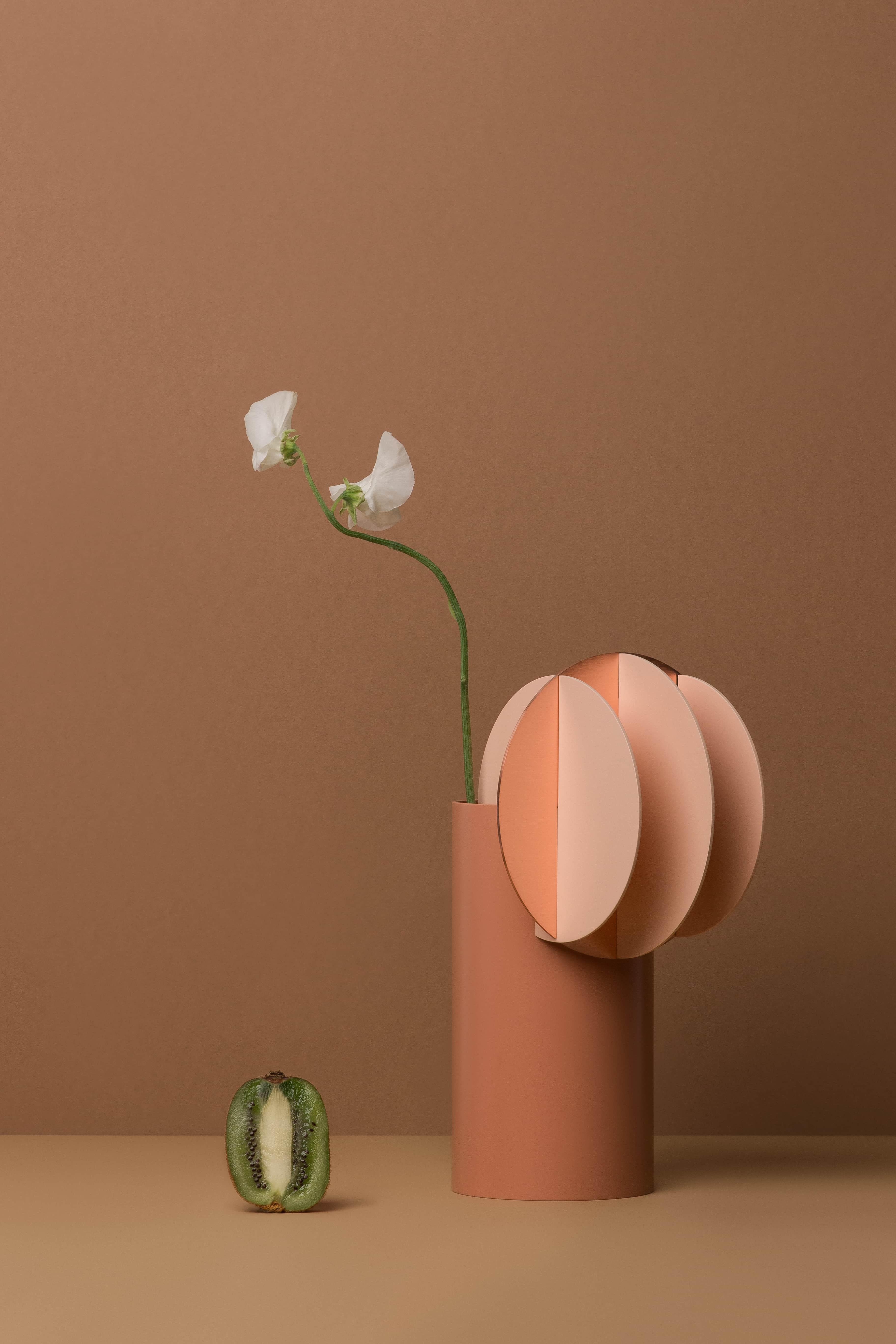 Modern Vase Delaunay CS7 by Noom in Copper and Steel 1