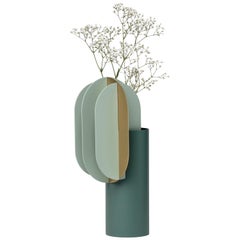 Vase moderne Gabo CS9 par Noom en laiton et acier
