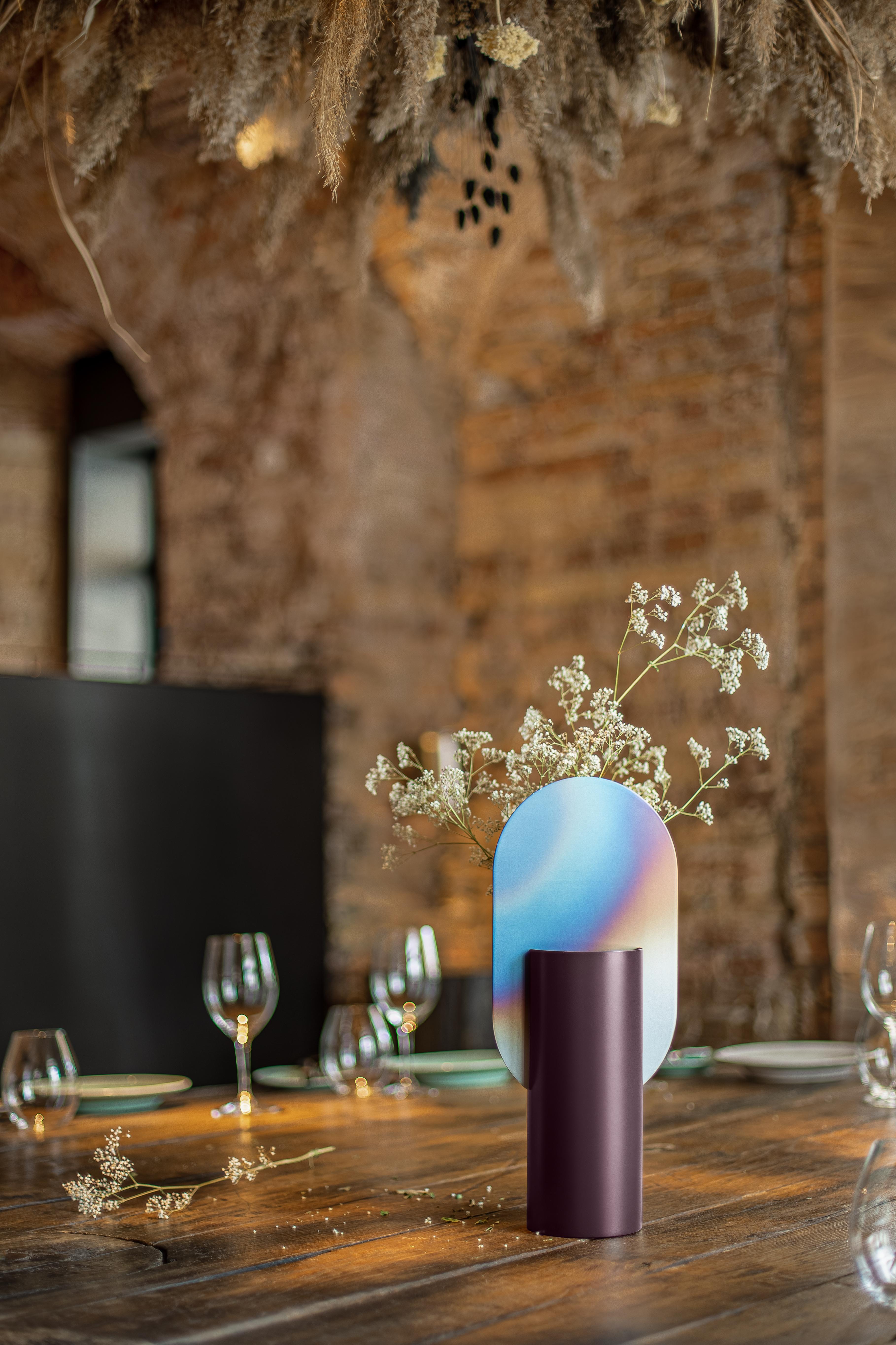 Vase Genke CS3 - Contemporary Minimalist design by Noom in Brass and Steel For Sale 4