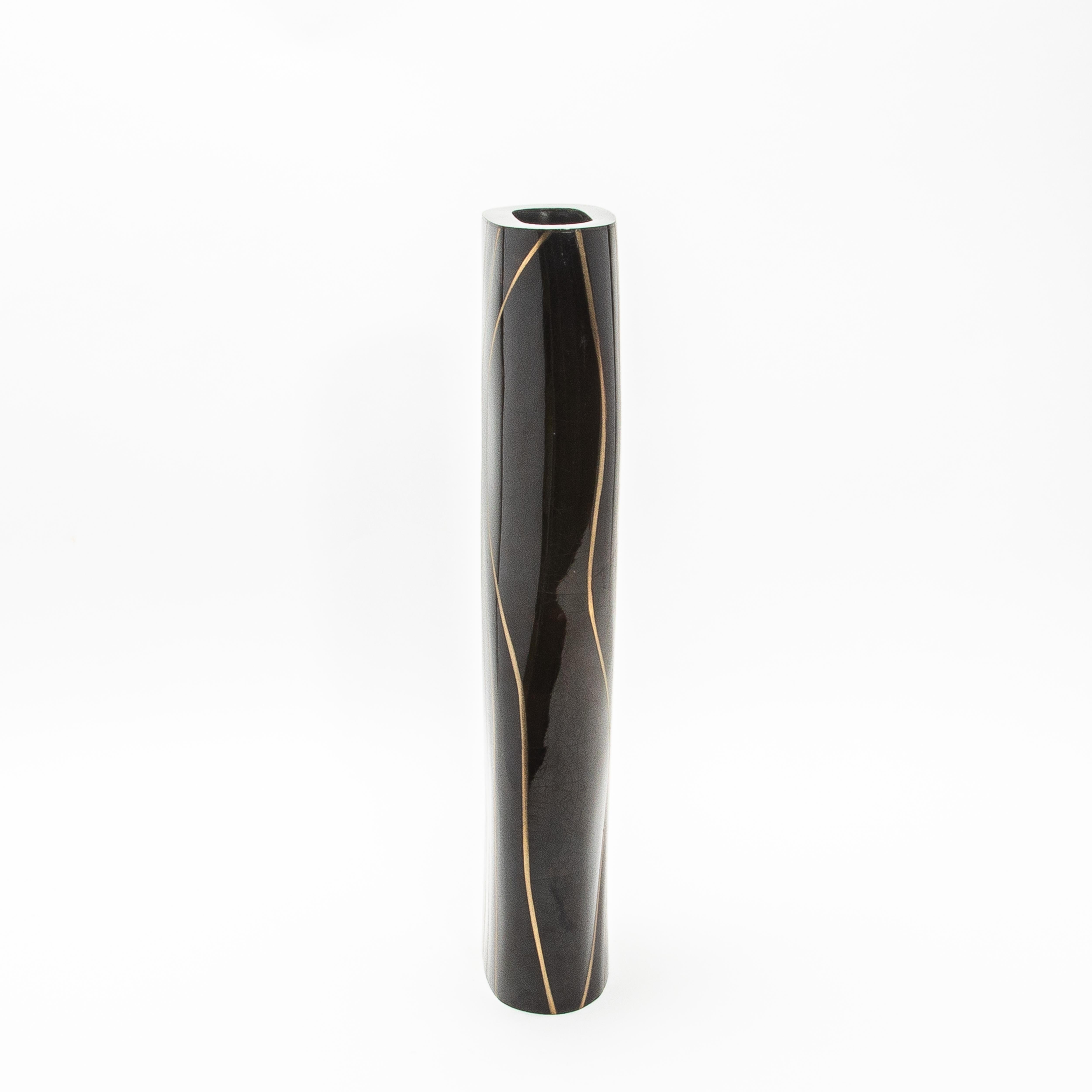 Jarrón moderno de concha negra con detalles de latón by KIFU Paris Art Decó en venta