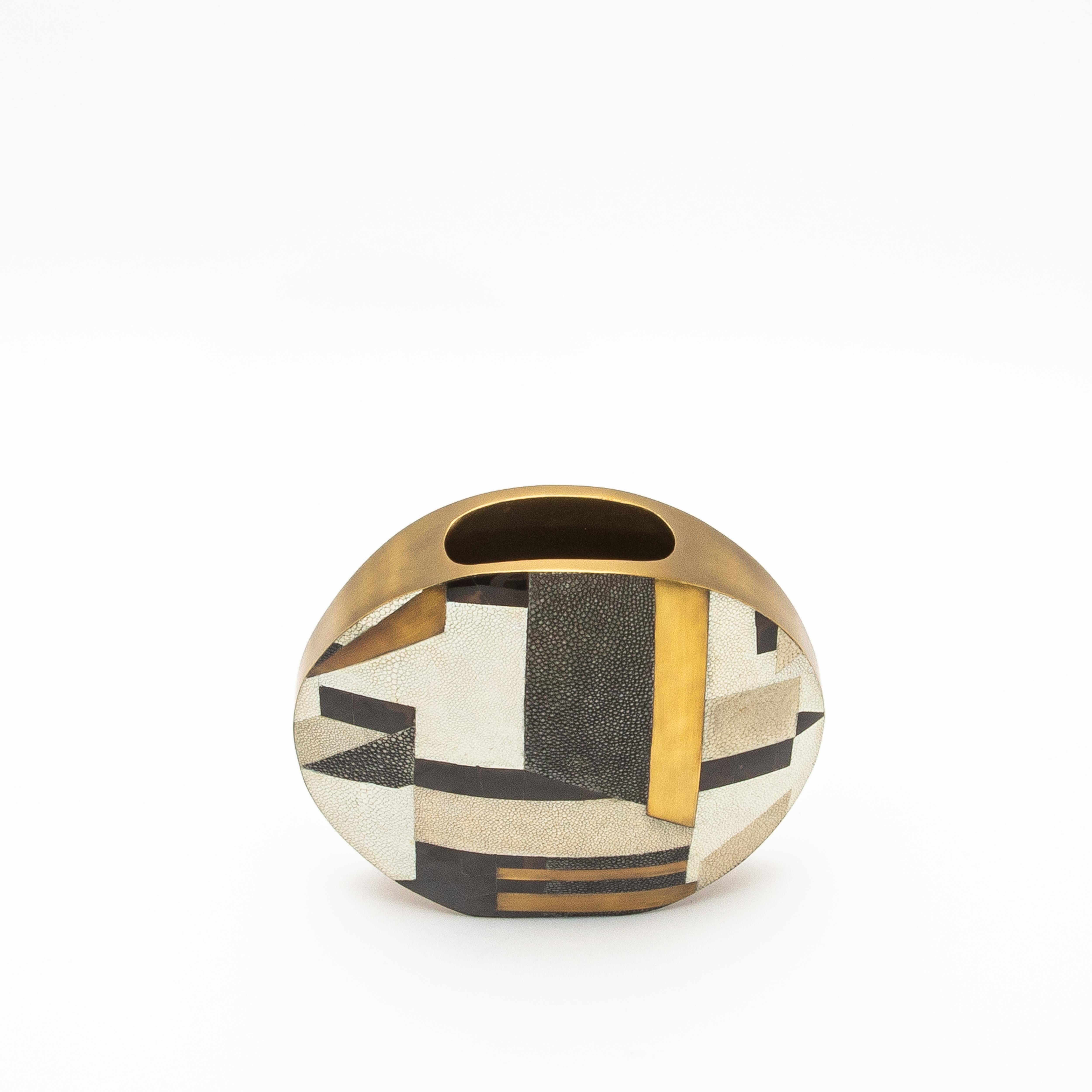 Modern Vase in Shagreen with Black Shell and Brass Details by R&Y Augousti In New Condition For Sale In West Hollywood, CA
