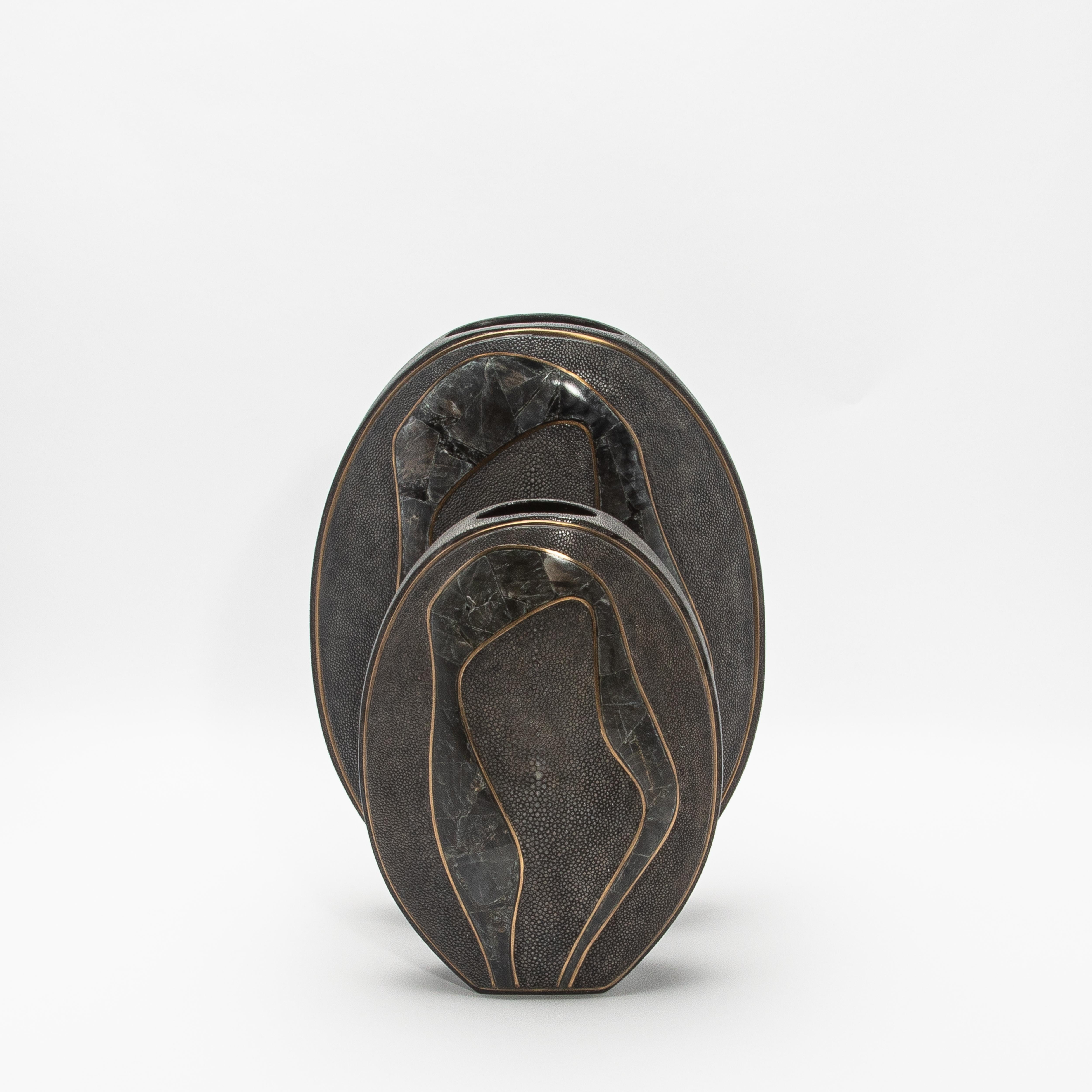 Modern Vase in Shagreen with Quartz and Brass Details by R&Y Augousti For Sale 2