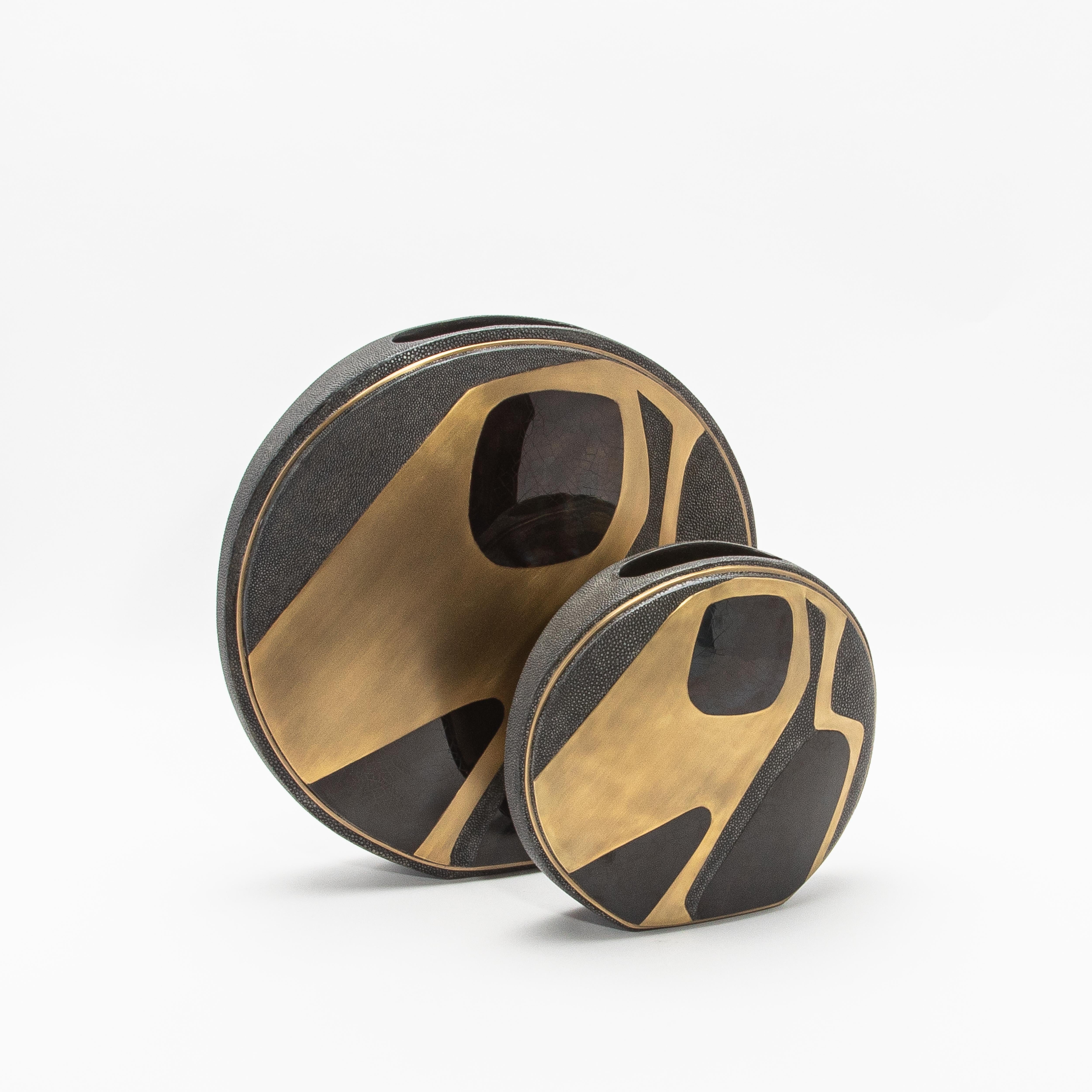 Modern Vase in Shagreen with Shell and Brass Details by R&Y Augousti For Sale 1