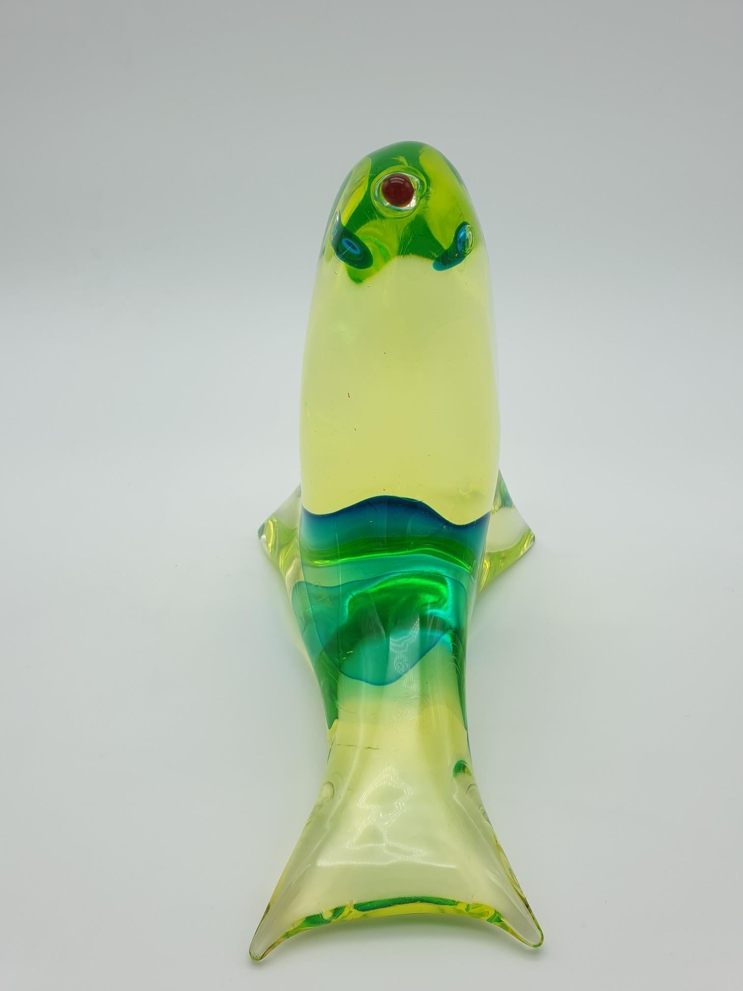 Hand-Crafted Modern Vaseline Murano Glass Seal by Gino Cenedese E Figlio, Da Ros, 1960s For Sale