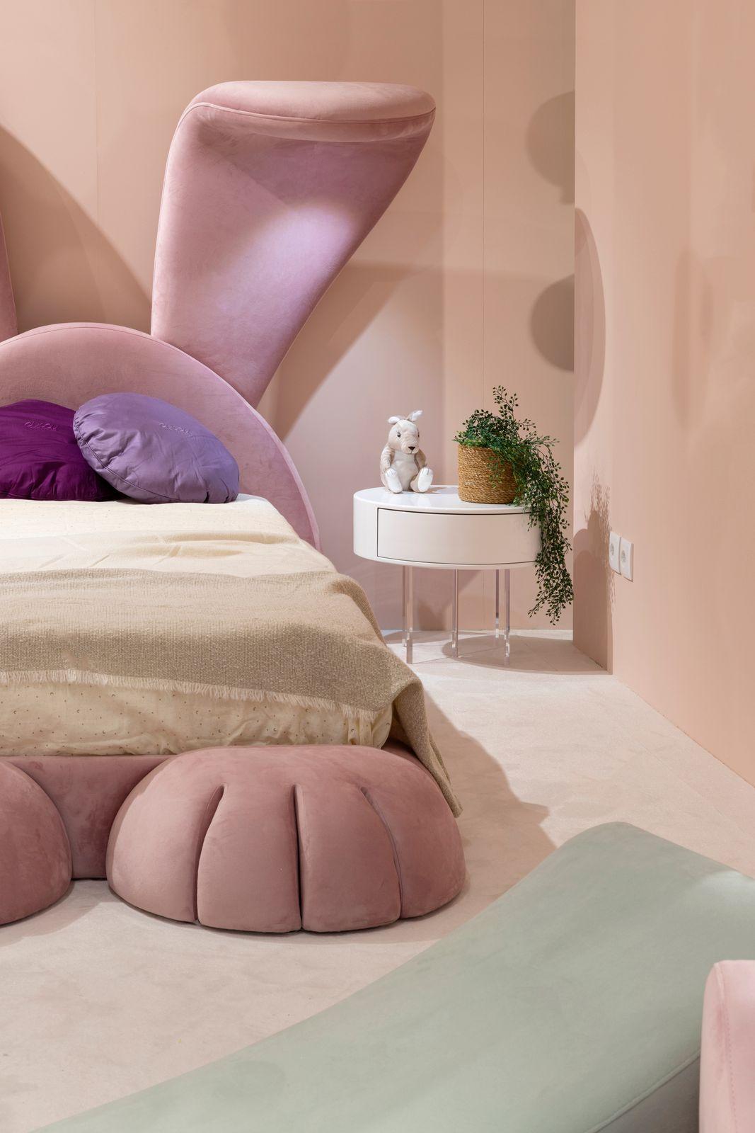 Modern Velvet Bunny Kid's Bed by Circu Magical Furniture For Sale 2