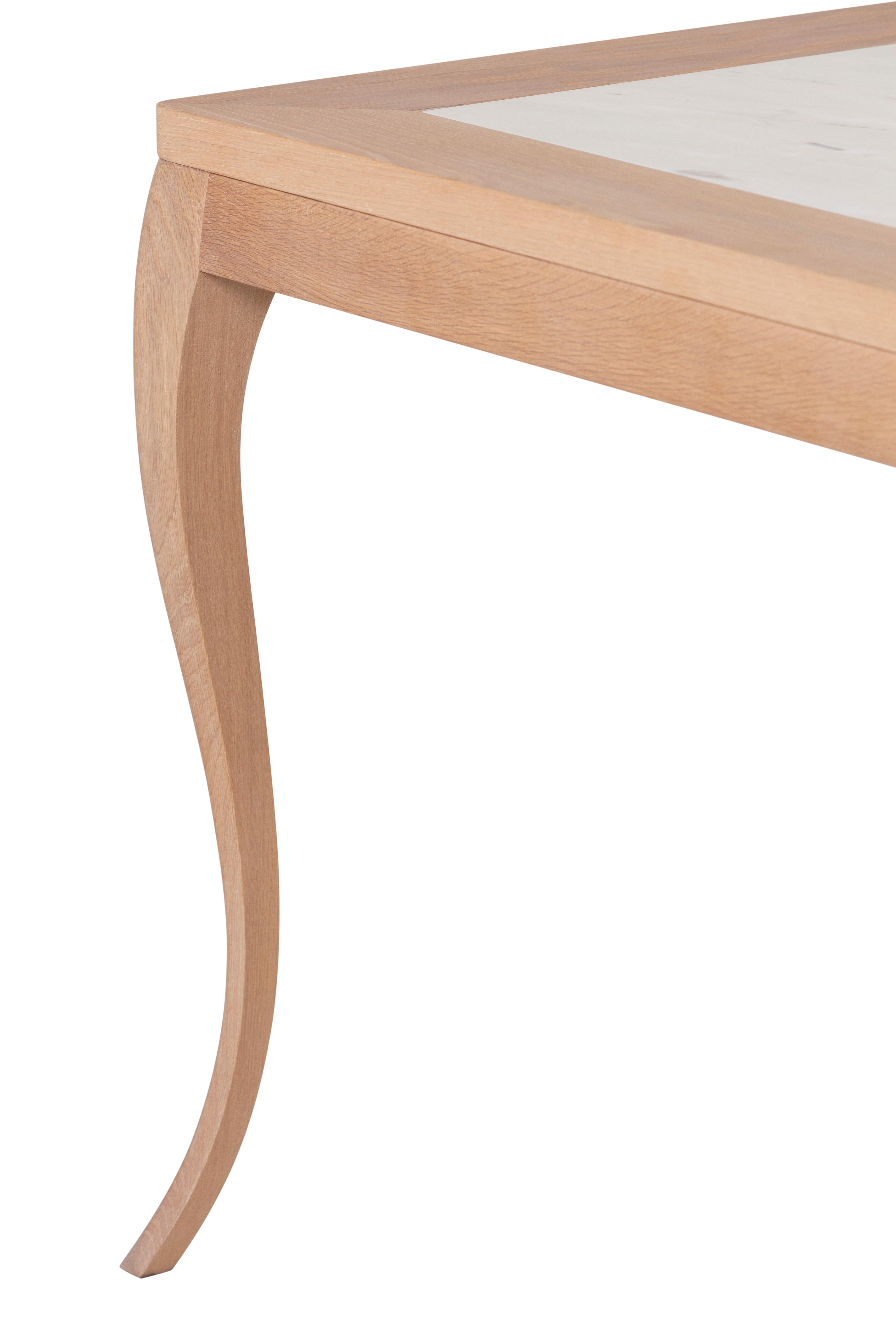 Intagliato a mano Tavolo da pranzo moderno Venise, Oak Oak americano, Calacatta Bianco, Greenapple fatto a mano in vendita