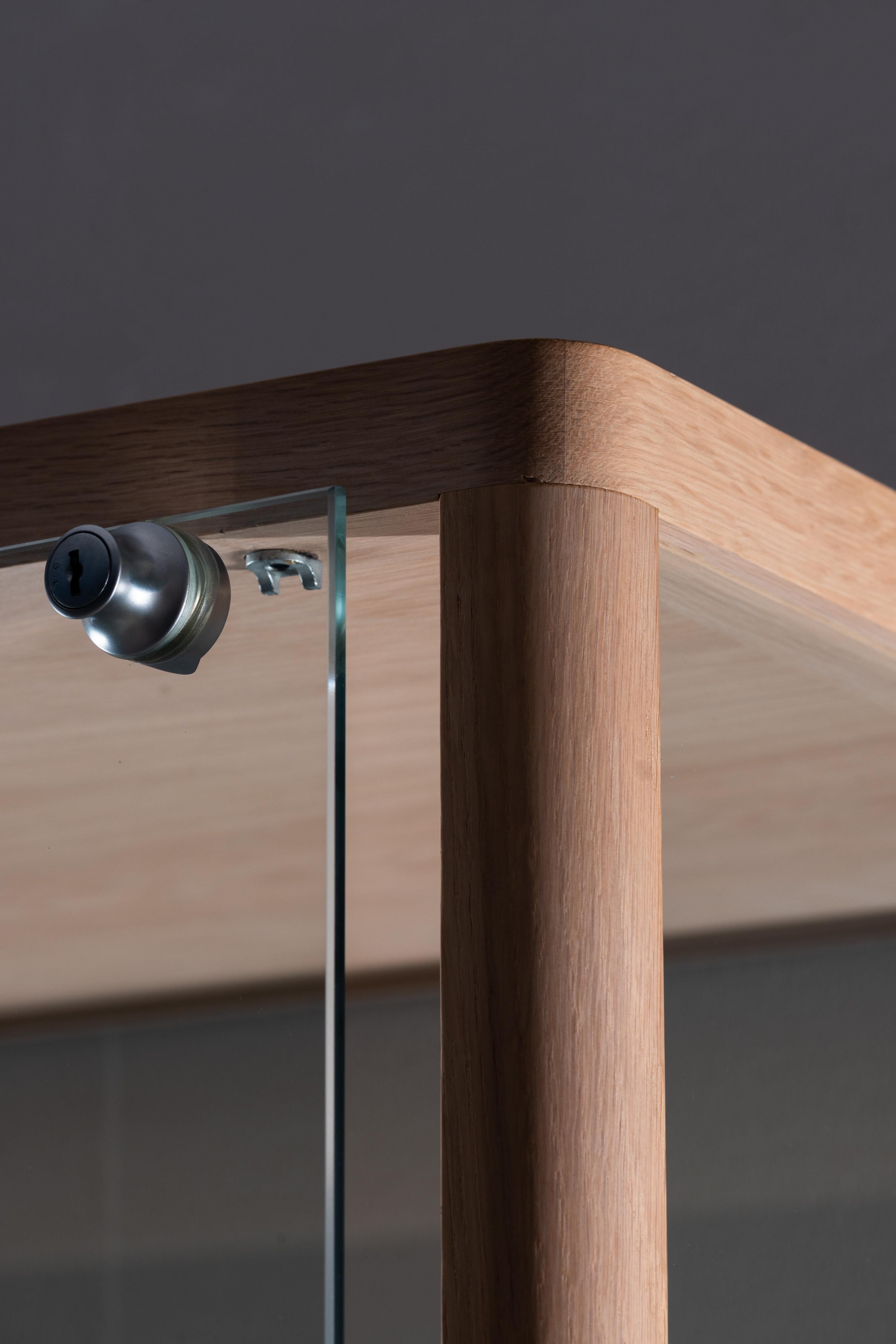 Vitrine Venise moderne, Miel Onyx, Oak, fait main au Portugal par Greenapple en vente 3
