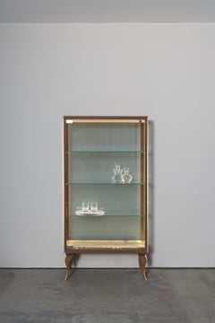 Moderne Venise-Vitrine, Miel Onyx, Eiche, handgefertigt in Portugal von Greenapple