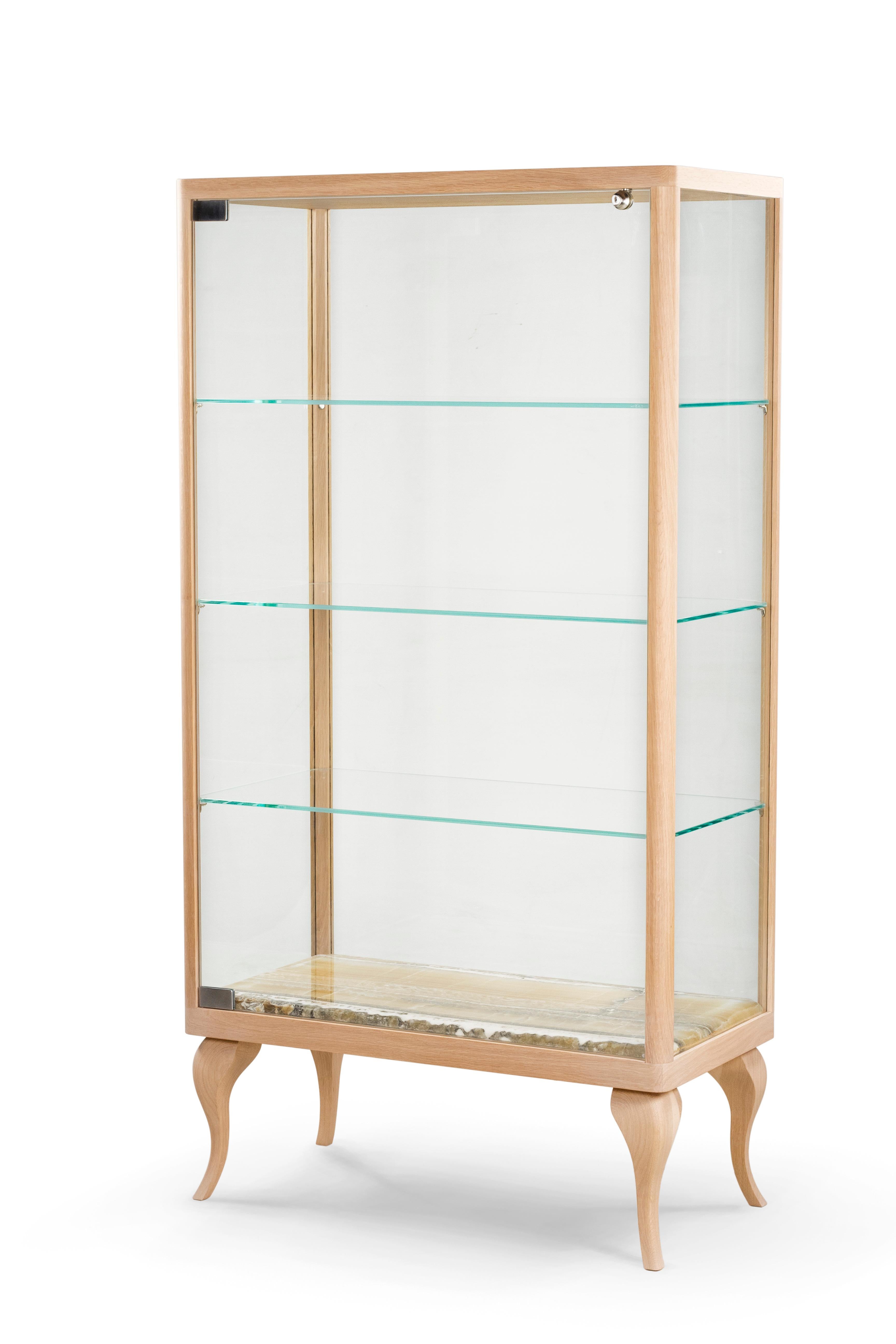 Mid-Century Modern Vitrine Venise moderne, Miel Onyx, Oak, fait main au Portugal par Greenapple en vente