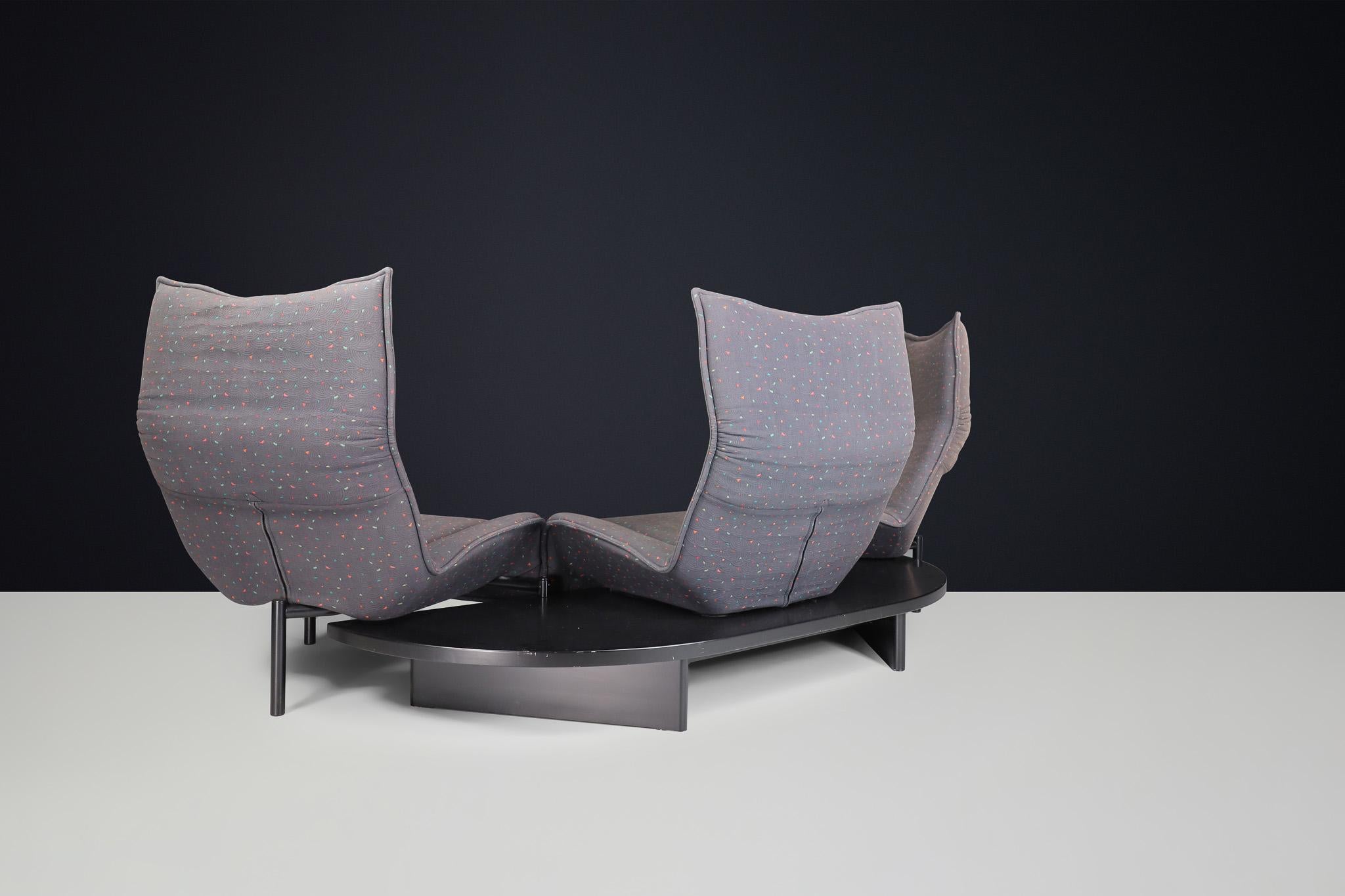 Modernes Sofa „Veranda“ von Vico Magistretti für Cassina, Originalstoff, Italien im Angebot 3