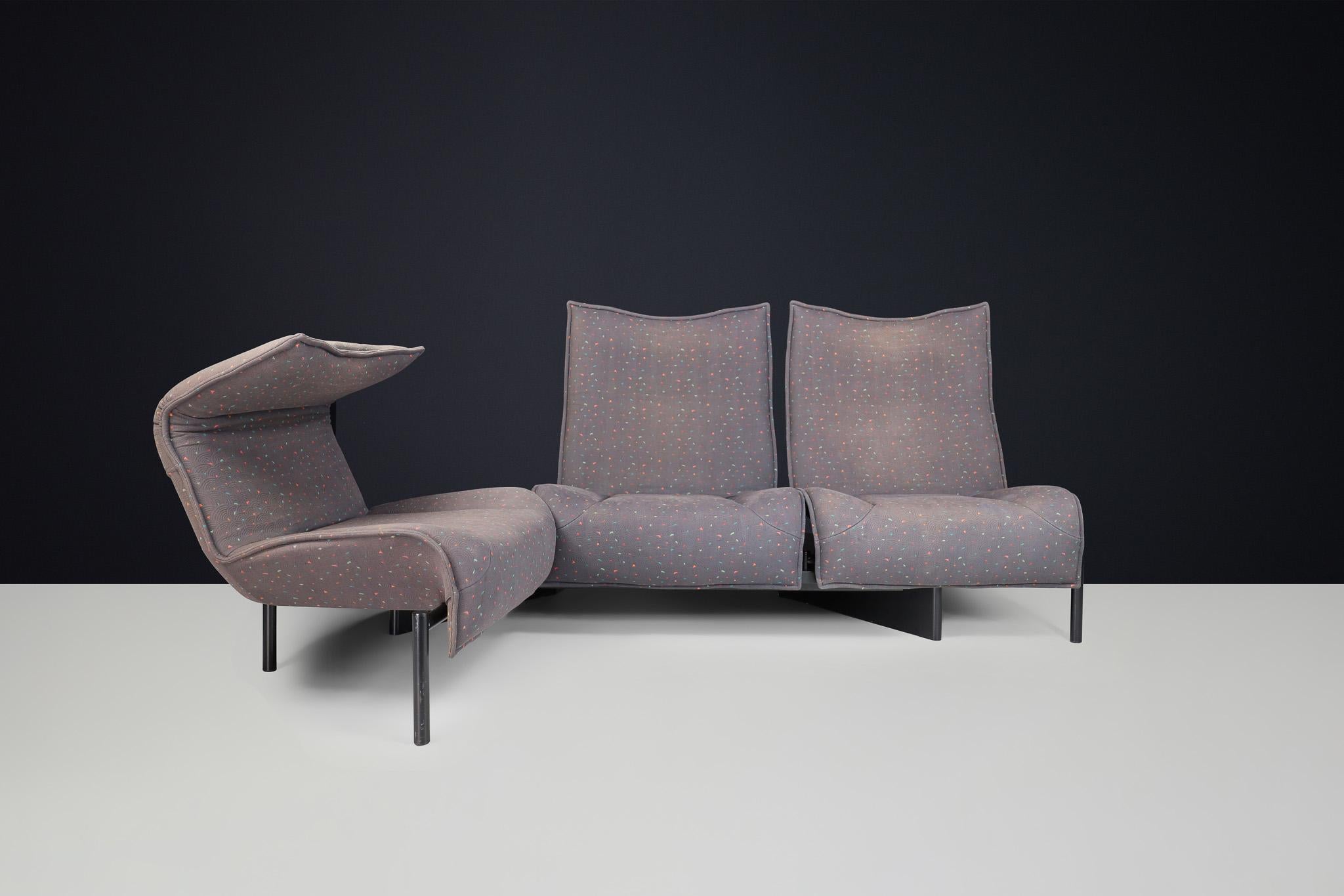 Modernes Sofa „Veranda“ von Vico Magistretti für Cassina, Originalstoff, Italien im Zustand „Gut“ im Angebot in Almelo, NL