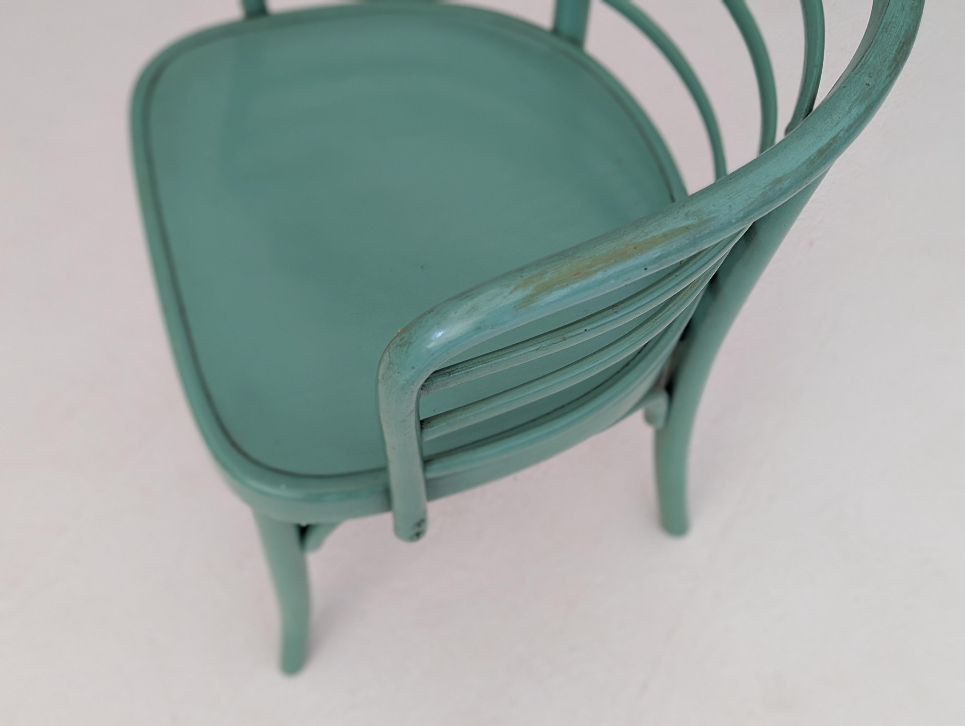 Ensemble viennois moderne Thonet B 246 chaises et table T 142 de Josef Frank, années 1930 en vente 3