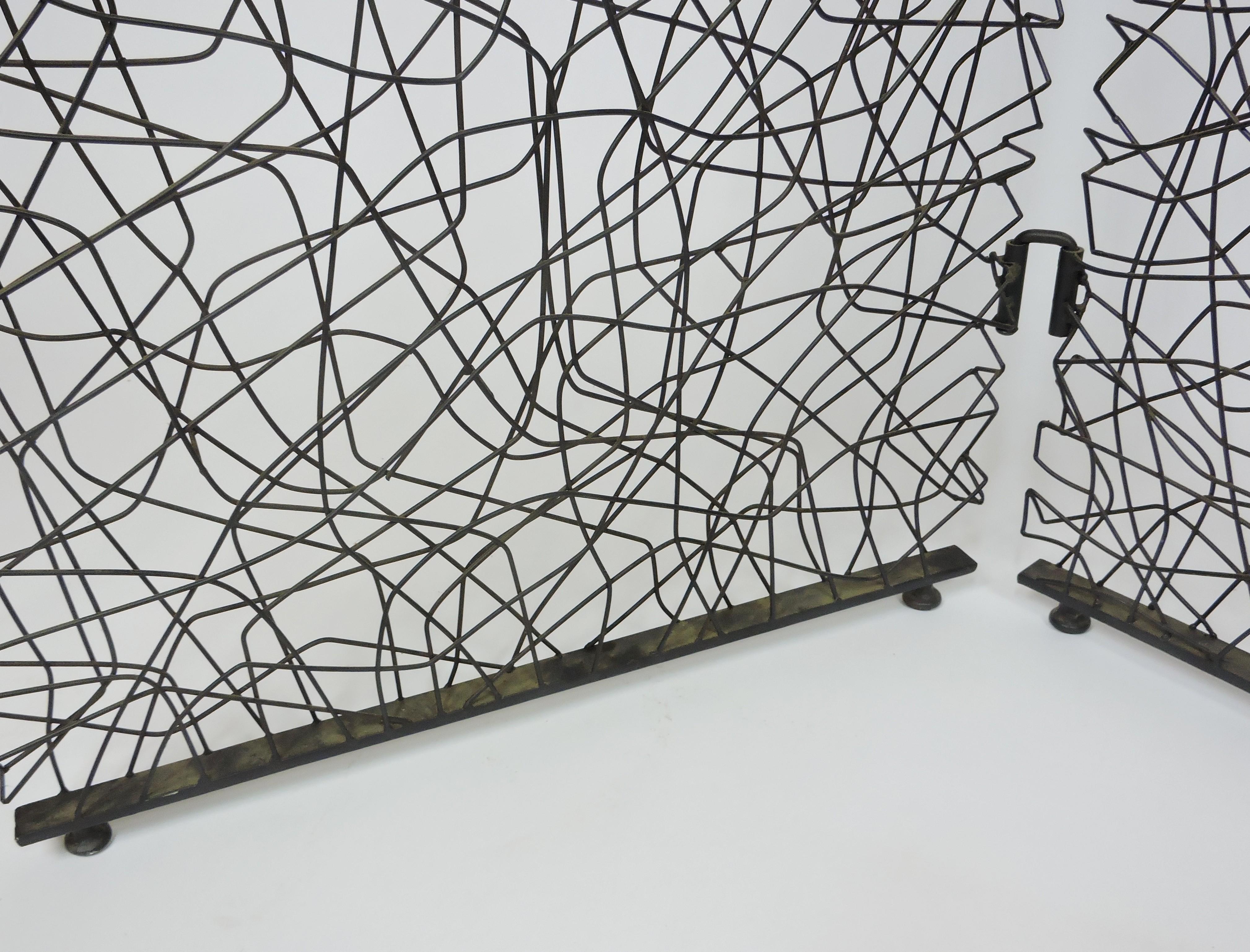 Modern Vintage Abstract Metal Wire Three Panel Screen or Room Divider For Sale 2