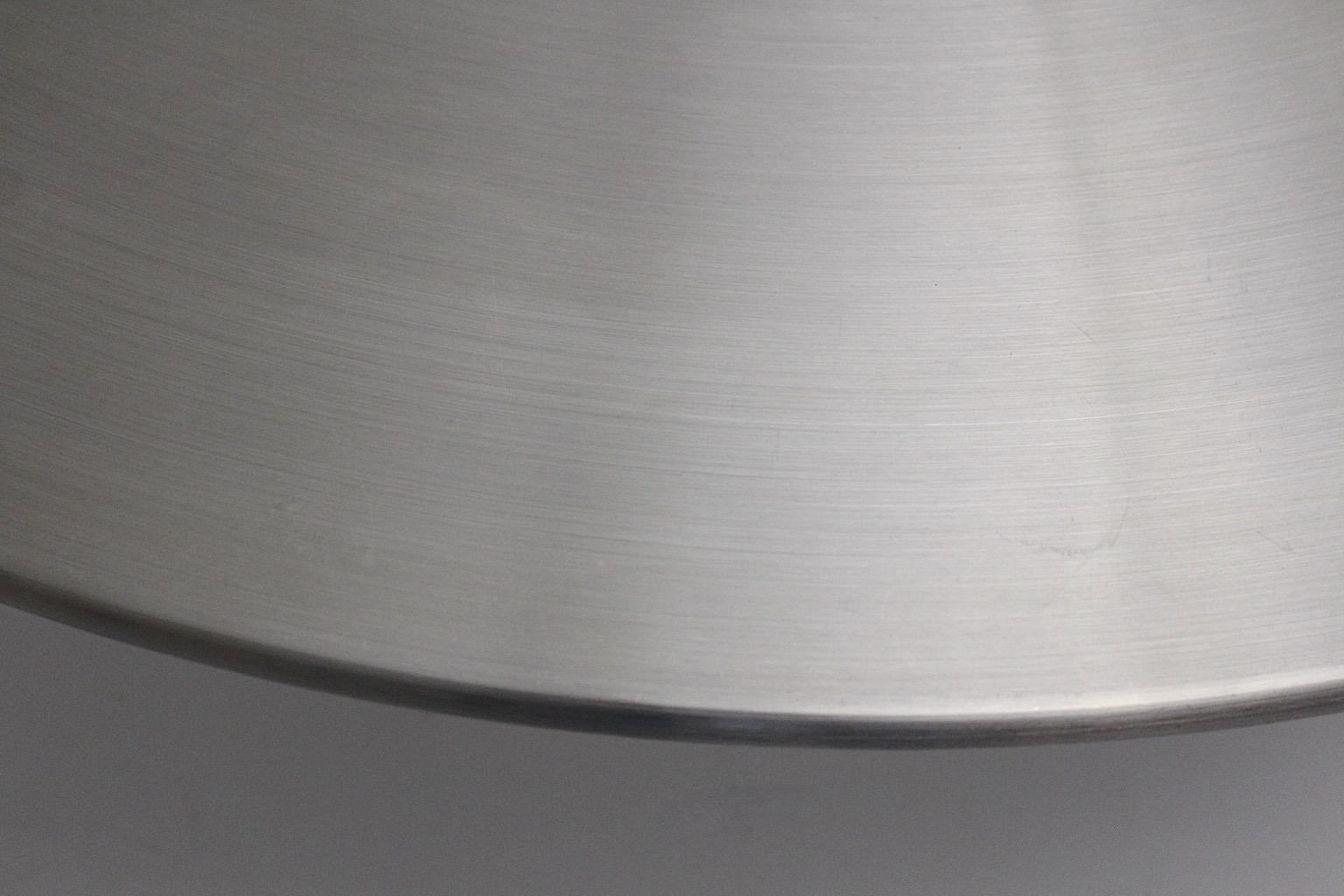 Table basse moderne en aluminium et acier inoxydable Yasuhiro Shito, 2002, Italie en vente 4