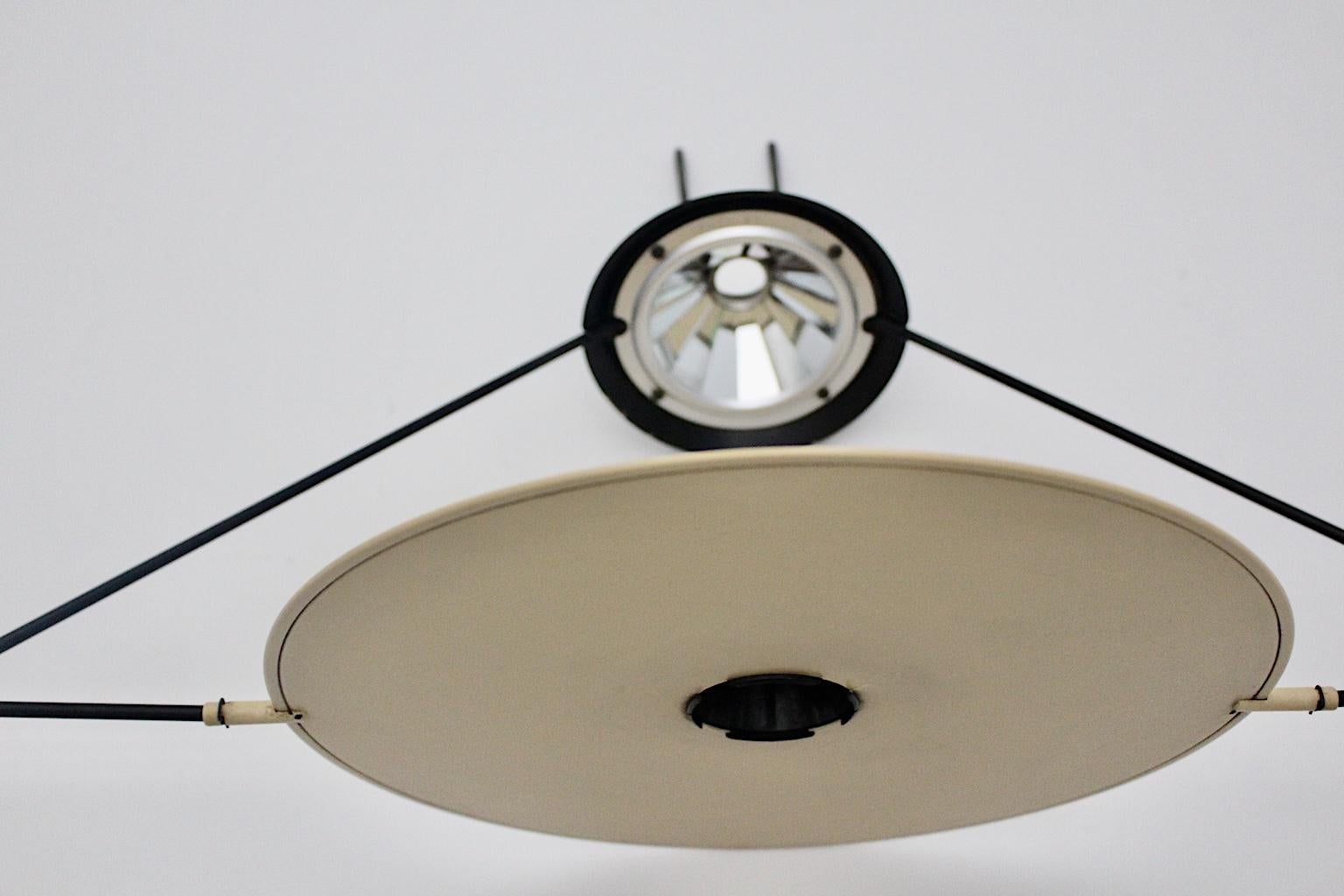 20ième siècle Lampadaire Artemide moderne et vintage de Carlo Forcolini, années 1980, Italie en vente