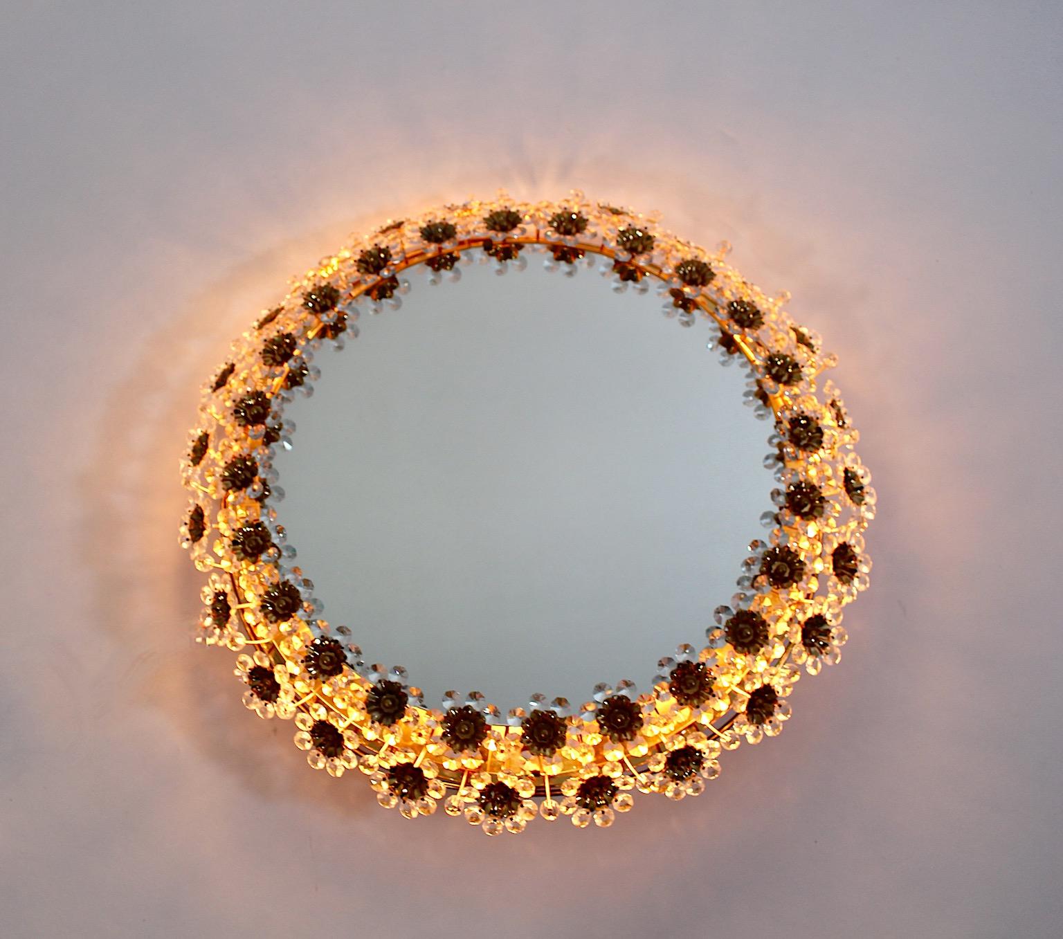 Modern Vintage Backlit Circular Wall Mirror Gilt Brass Crystal Flower 1960 Palwa For Sale 2