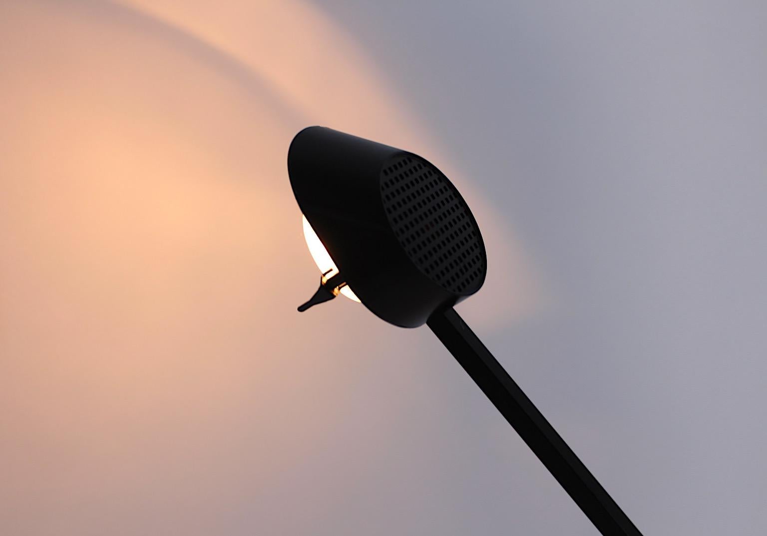 Lampada da tavolo moderna vintage nera Rodolfo Bonetto anni '80 Italia in vendita 1