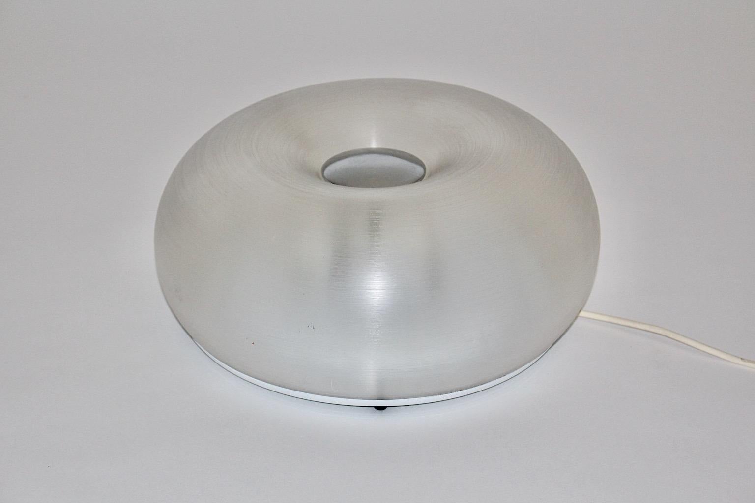 Italian Modern Vintage Lucite Plexiglass Table Lamp or Sconce, 1980s, Italy For Sale