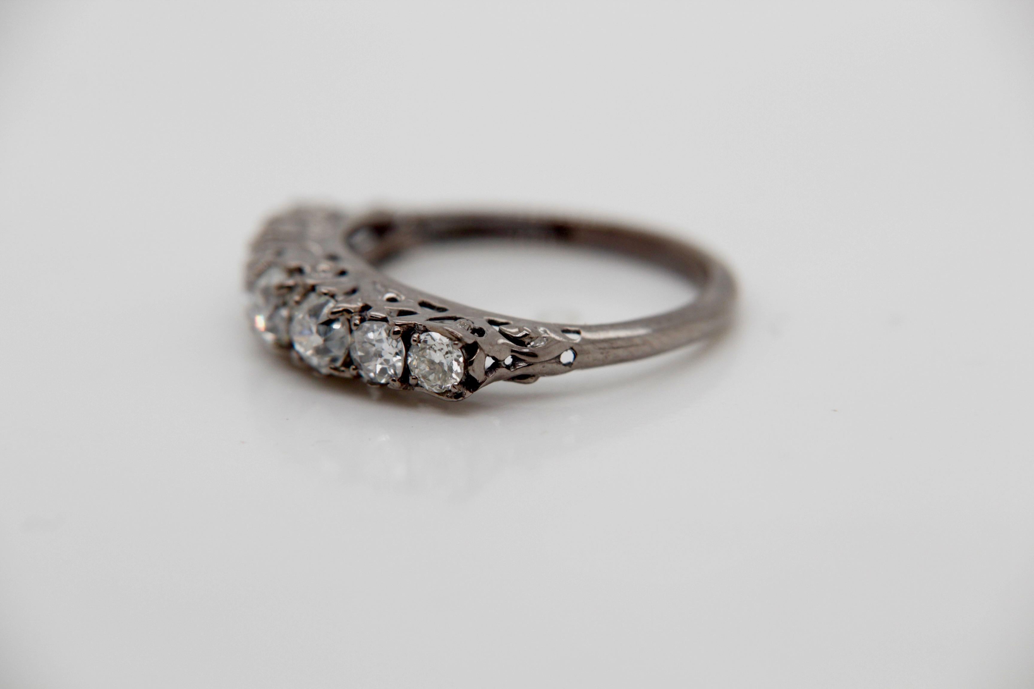 Victorian Modern Vintage Old Cut Diamond Ring in 14 Karat Gold For Sale