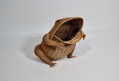 Modern Vintage Organic Rattan Animal Newspaper Rack Magazine Rack Frog 1970s