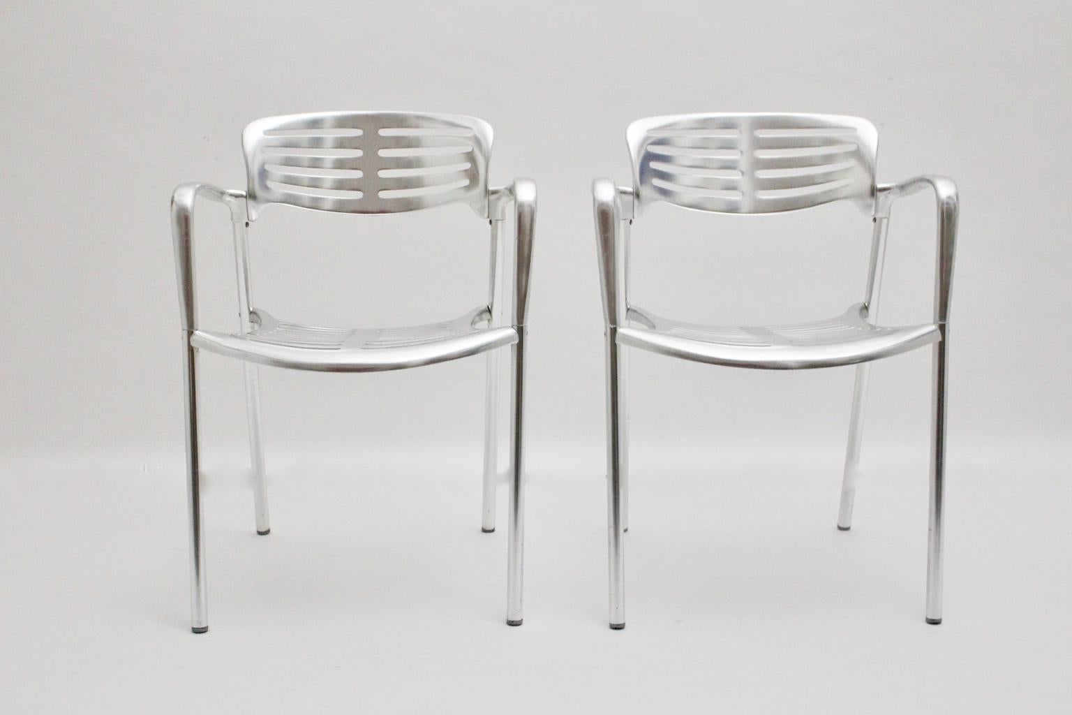 Modern vintage pair of robust aluminum chairs by Jorge Pensi with the model name Toledo. Also the chairs are stackable. A stamp is visible underneath with Jorge Pensi 1986-1988 for Amat.
Great to use indoor or outdoor.
The vintage condition is very