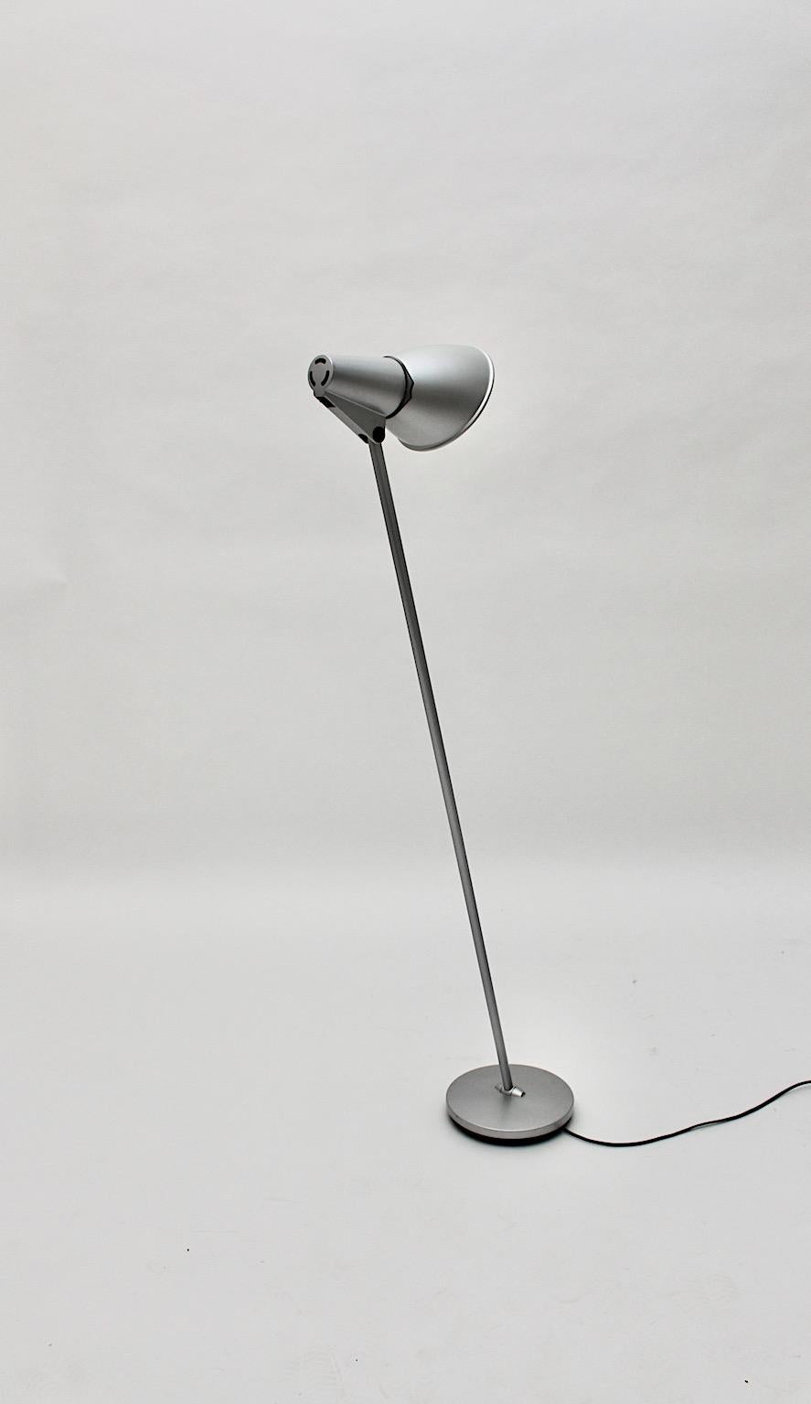 Modern Vintage Silver Metal Floor Lamp Hannes Wettstein for Artemide 1996 Italy For Sale 12
