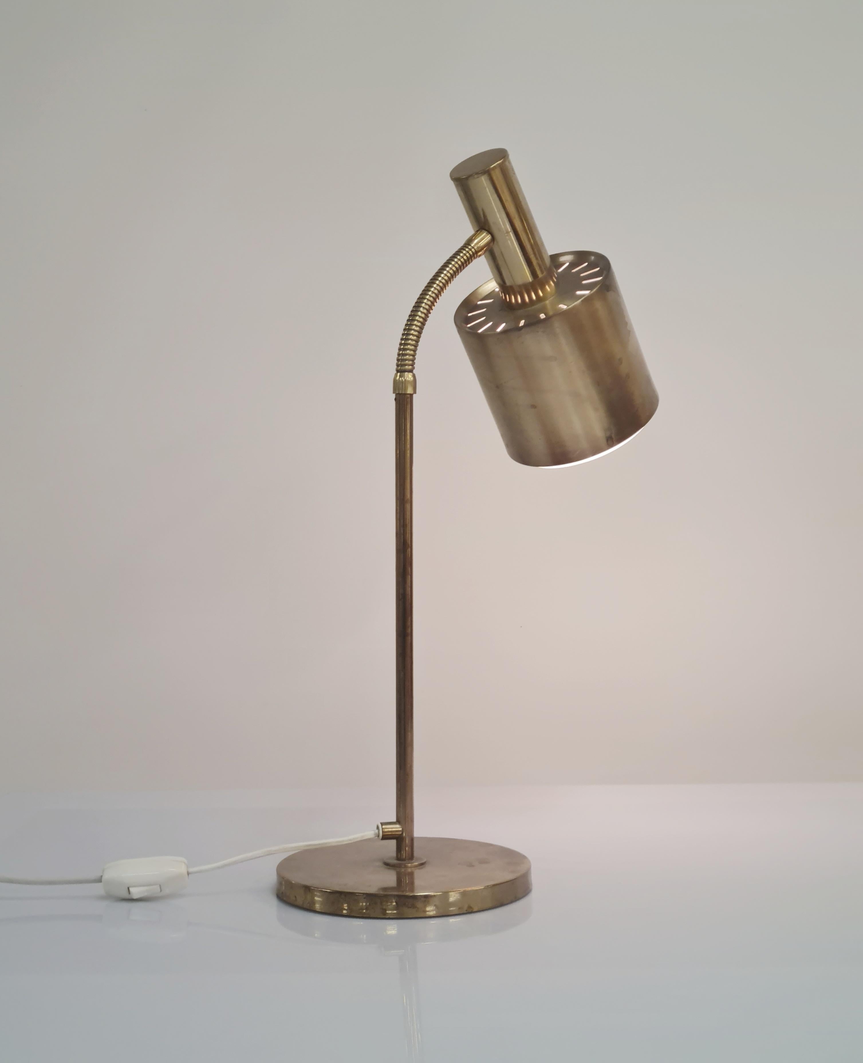 Scandinavian Modern Modern Vintage Swedish Table Lamp in Brass For Sale