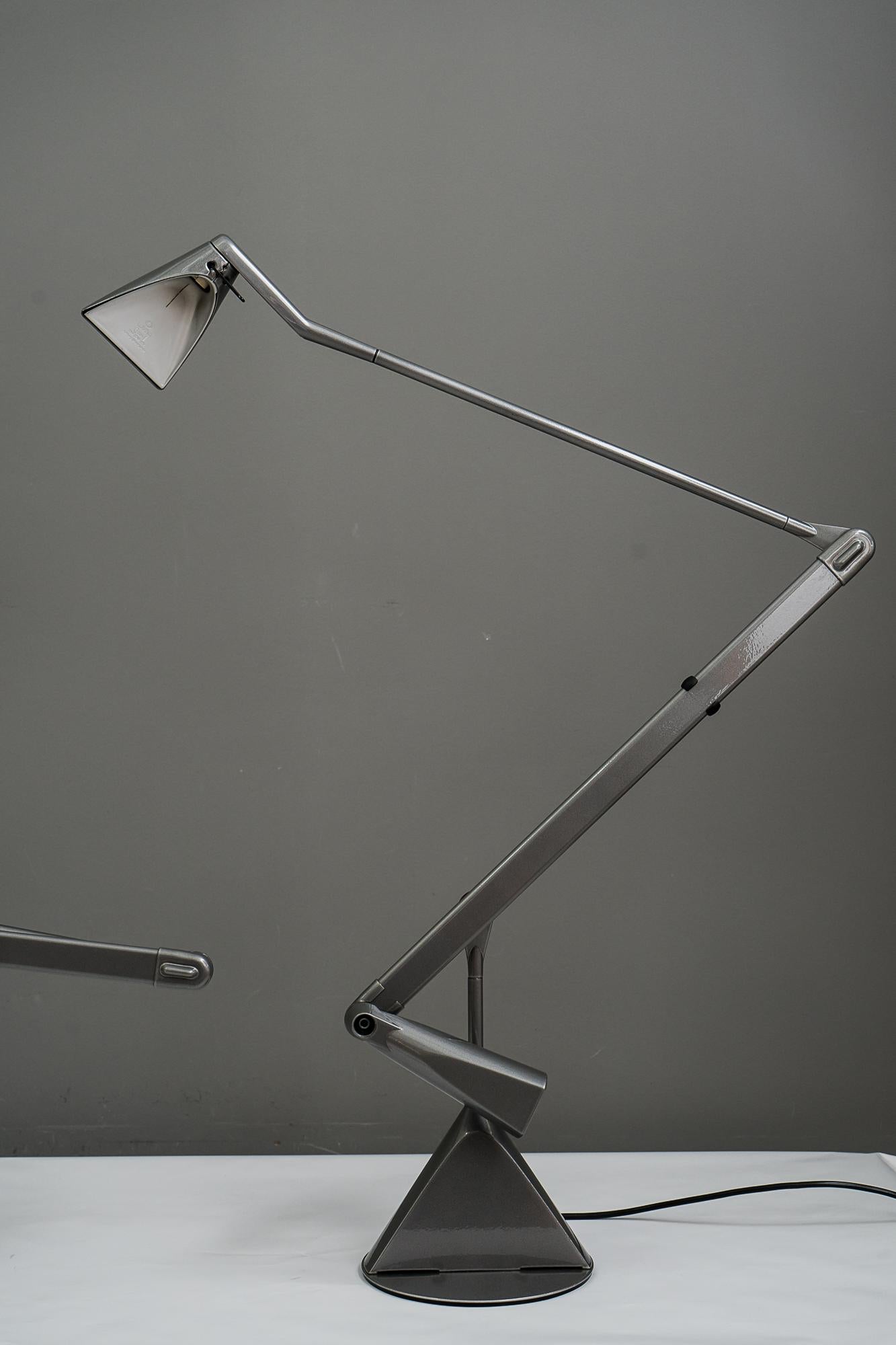 Moderne Lampe de bureau moderne Zelig par Walter Monici pour Lumina, années 1980, Italie en vente