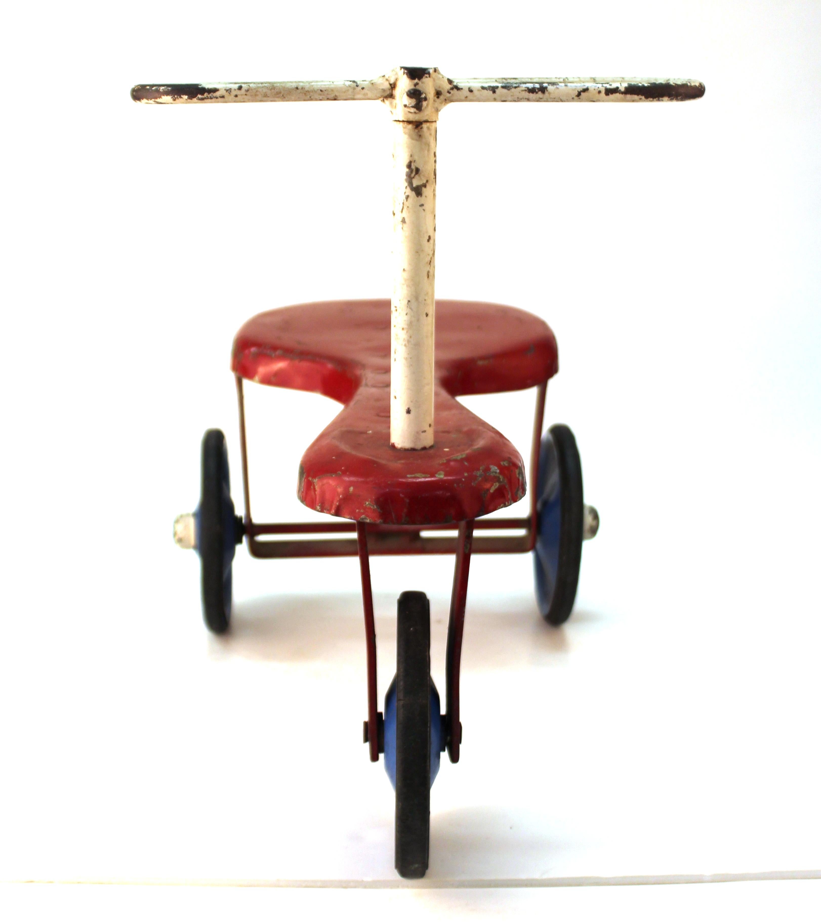 Modern Vintage Toy Tricycle In Good Condition In New York, NY