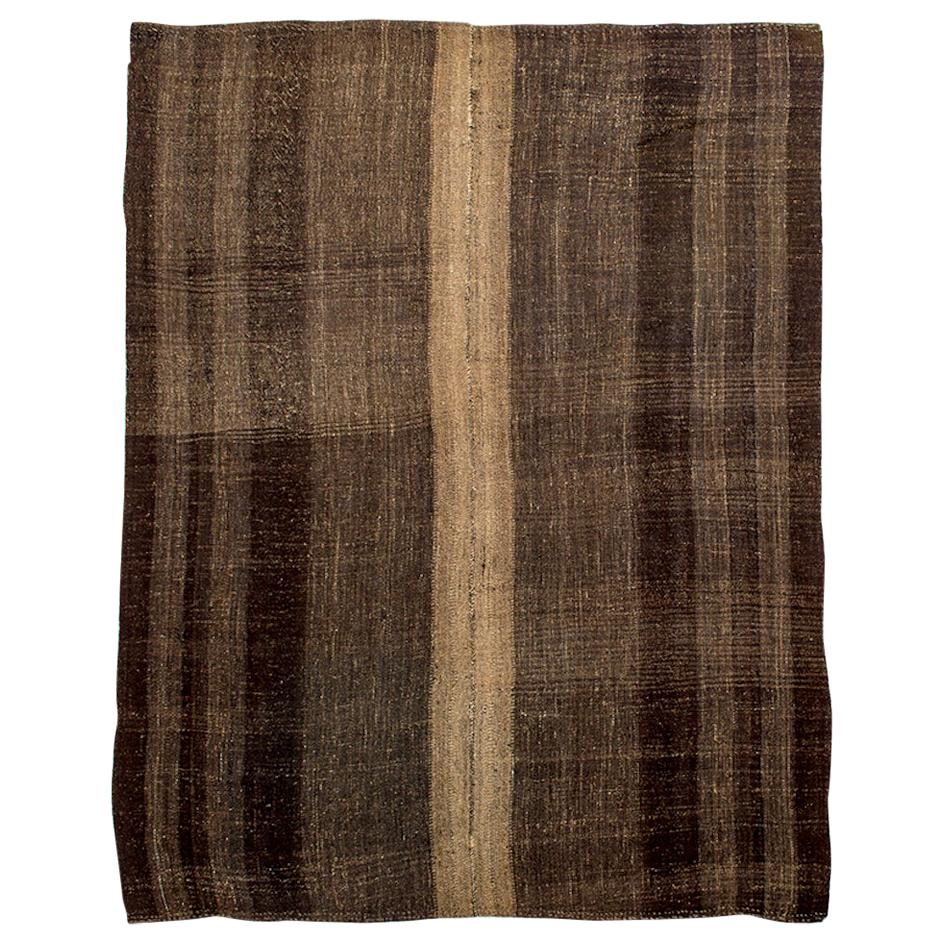 Modern Vintage Turkish Kilim Rug 
Flat-Weave
 For Sale