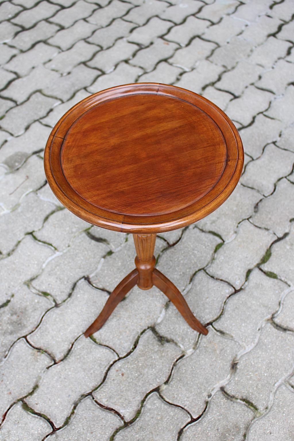 Modern Vintage Walnut Circular Side Table Turned Legs Italy 1970s For Sale 3