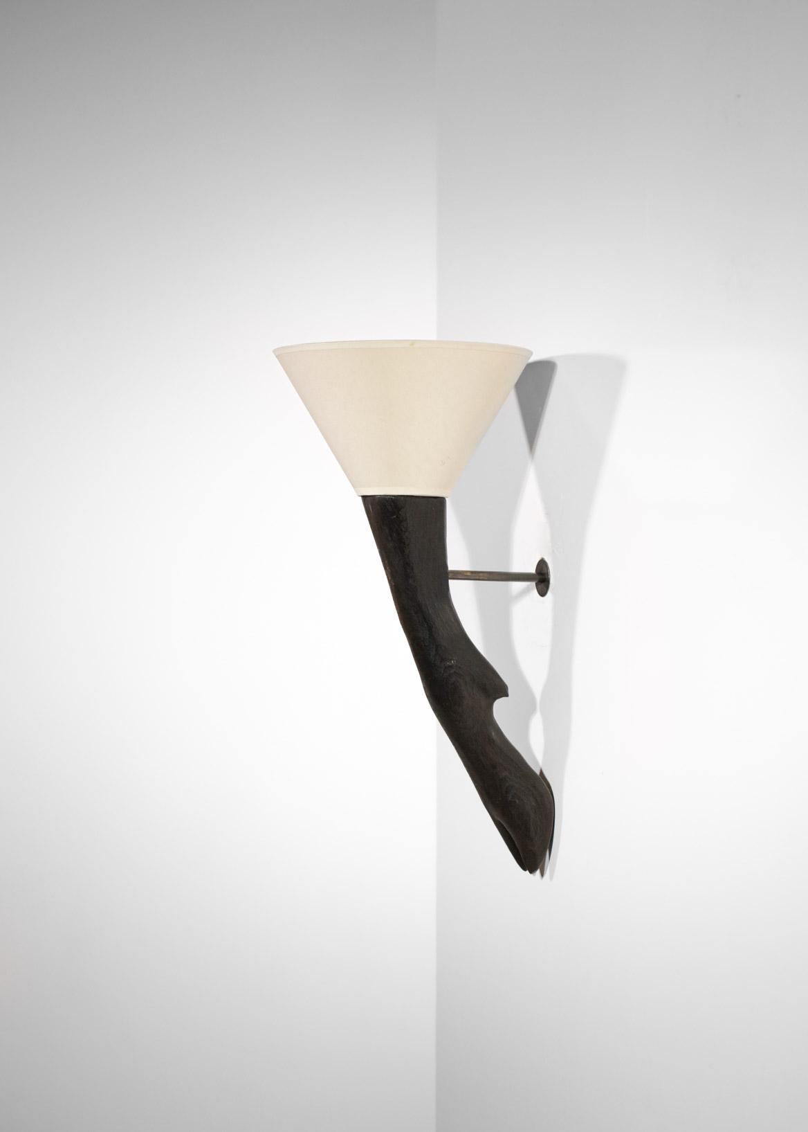 Lámpara de pared moderna de Vincent Vincent Madera quemada Zoomorphe Pie de ciervo en venta 2