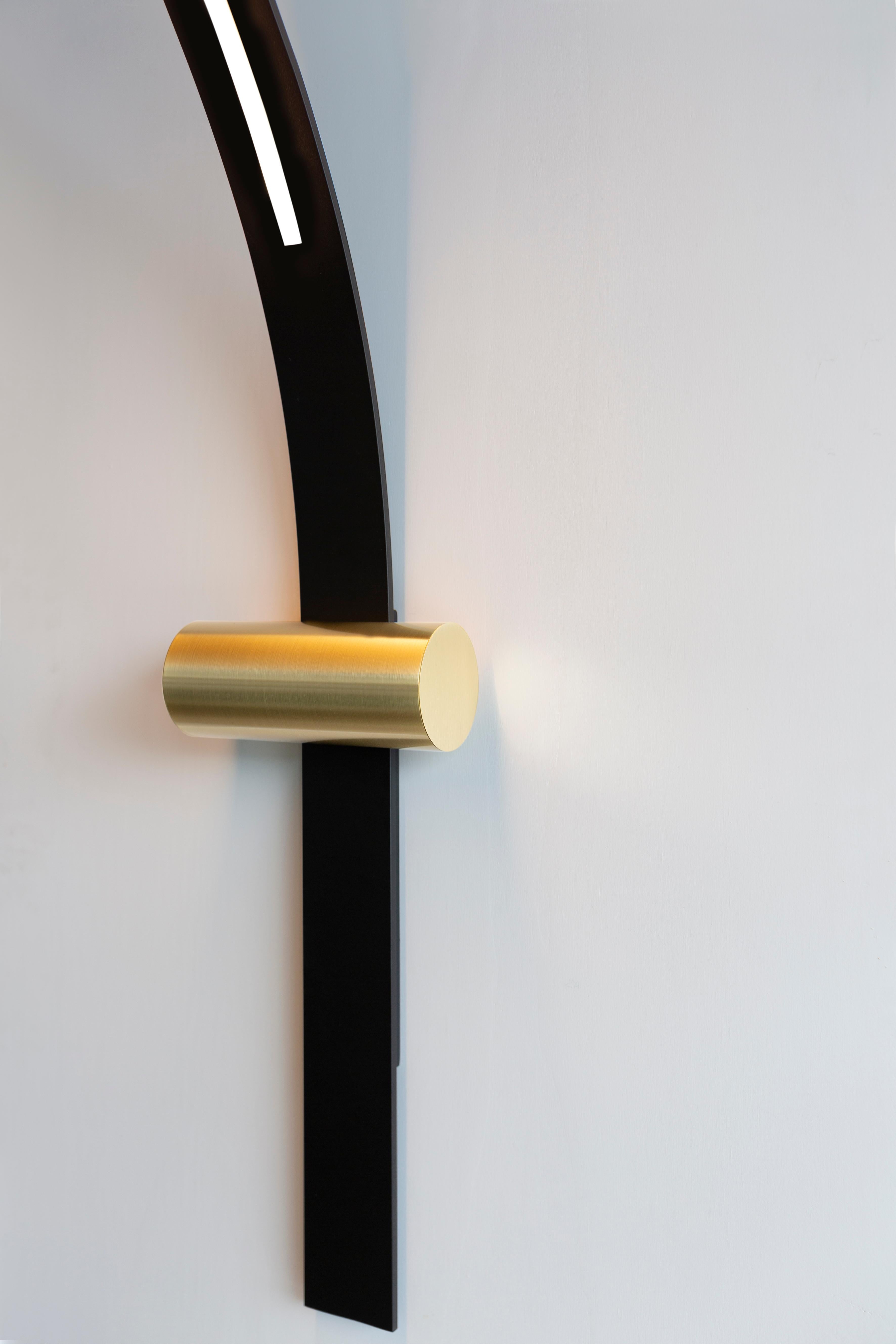Italian Modern Wall Lamp 'Nastro 563.47' by Studiopepe x Tooy, Black & Brushed Brass For Sale