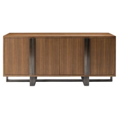 Buffet moderno de nogal y bronce diseñado por Greg Sheres; "Valencia".  En stock