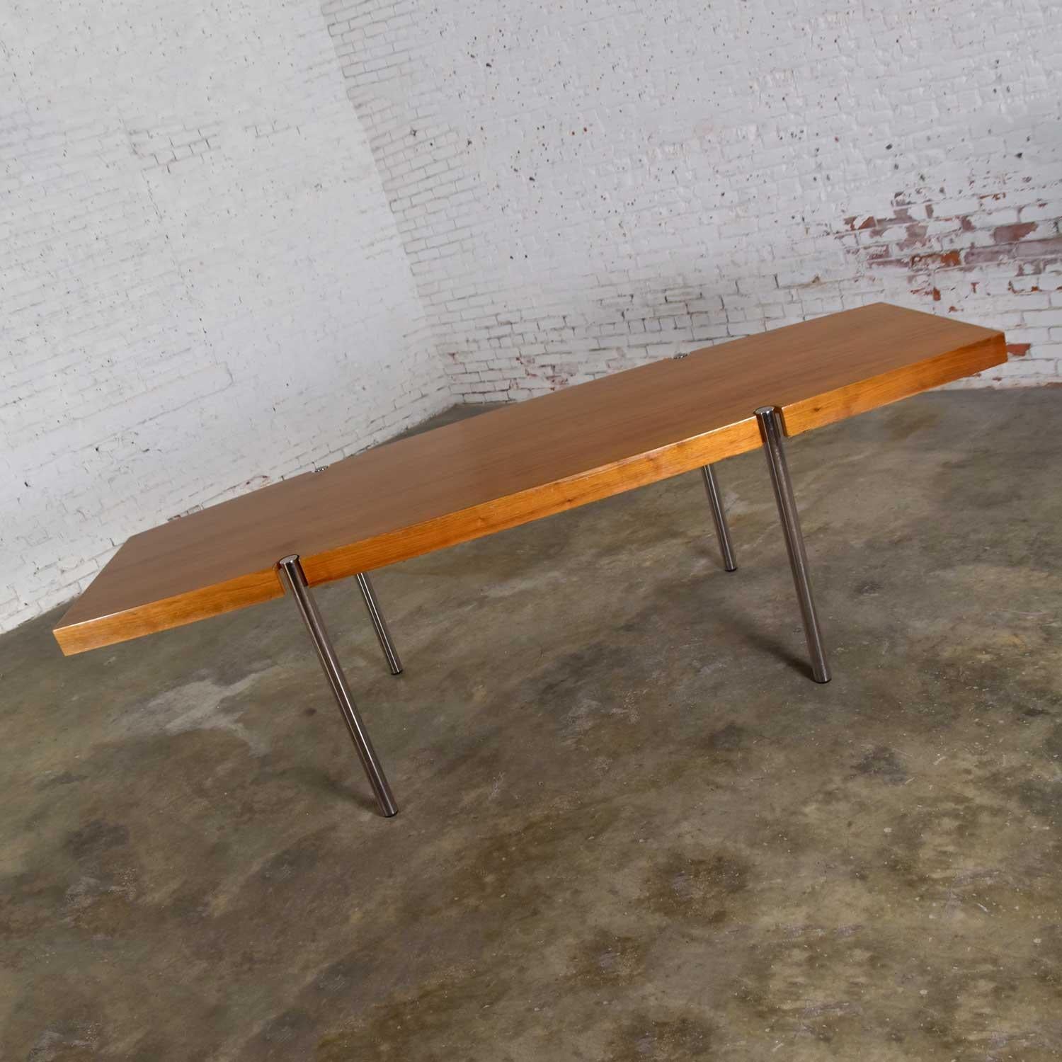 Modern Walnut & Chrome Boat Shape Dining Conference Table by Jens Risom for Howe For Sale 5