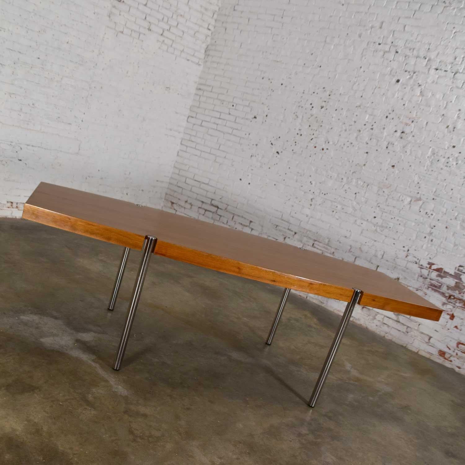 Modern Walnut & Chrome Boat Shape Dining Conference Table by Jens Risom for Howe For Sale 2