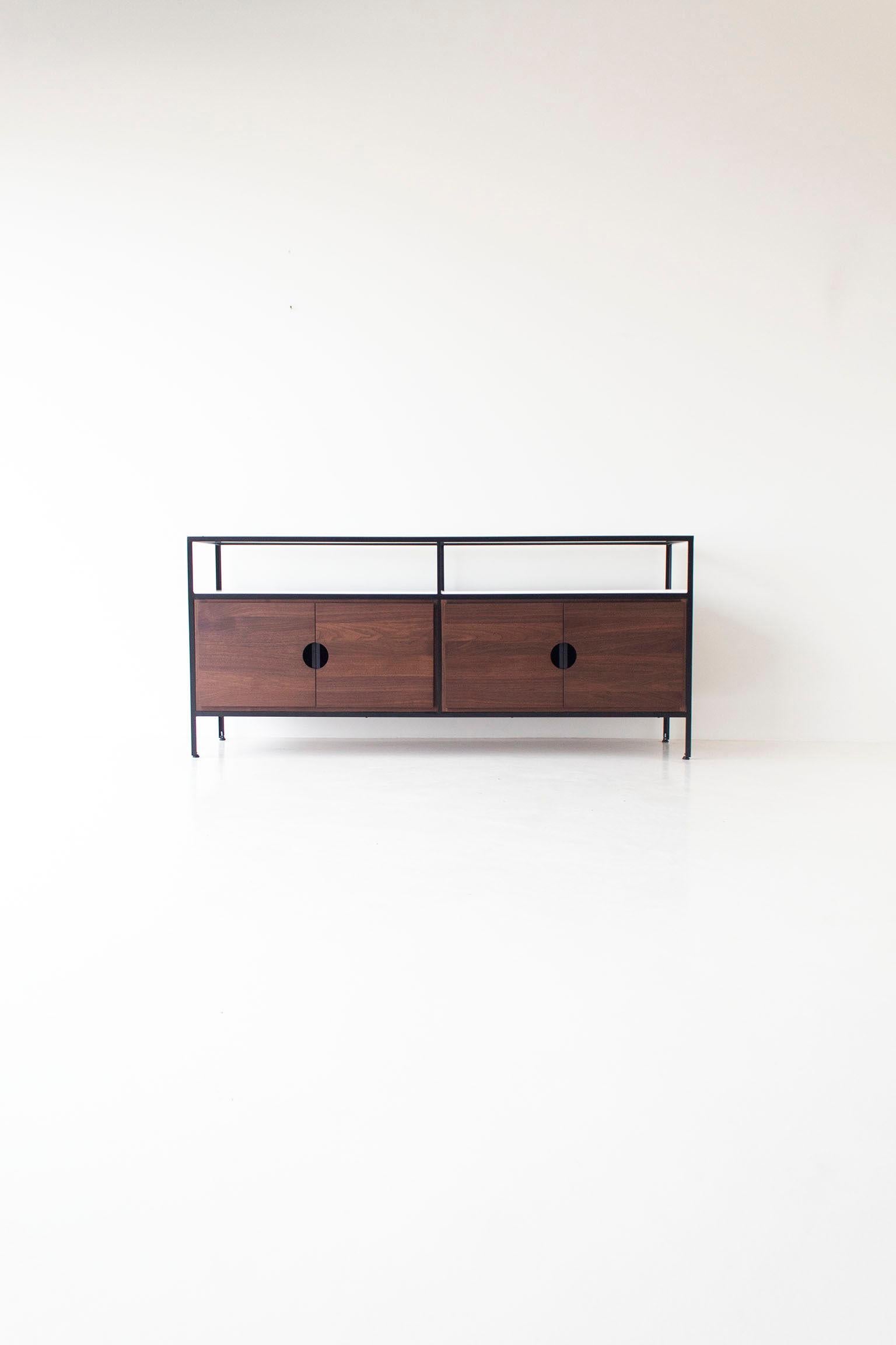 Modern Walnut Credenza In New Condition For Sale In Oak Harbor, OH