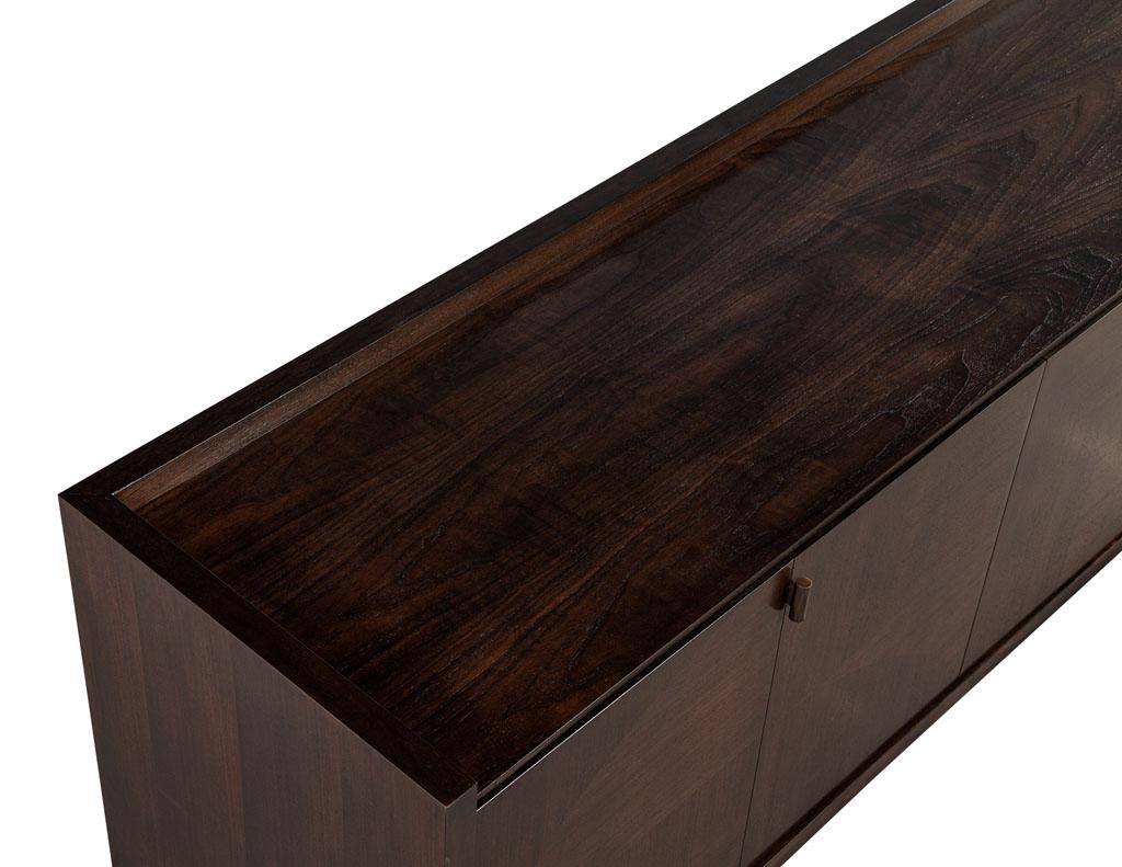 Modern Walnut Sideboard Buffet with Marquetry Inlay For Sale 2