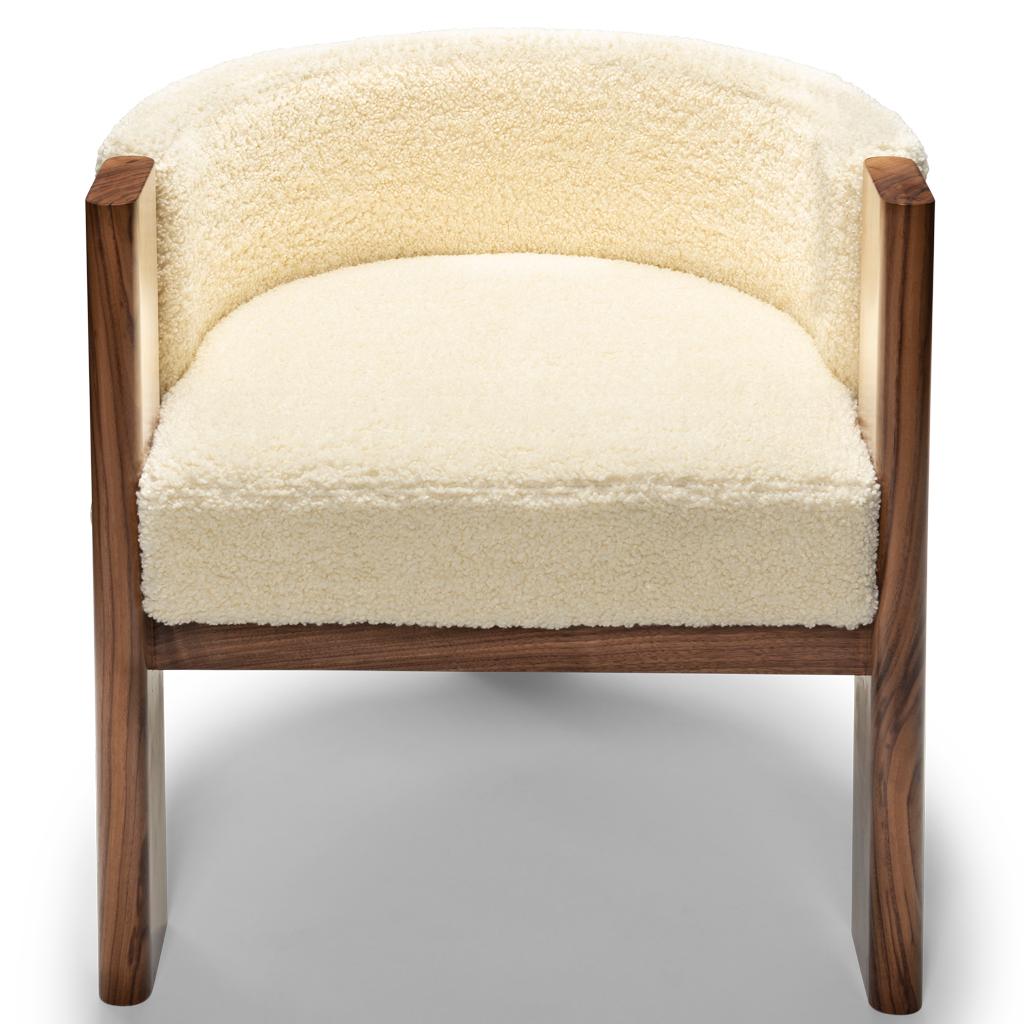 Modern, Walnut, Solid Brass and Cream Boucle' Malta 3 Leg Dining Chair For Sale 1