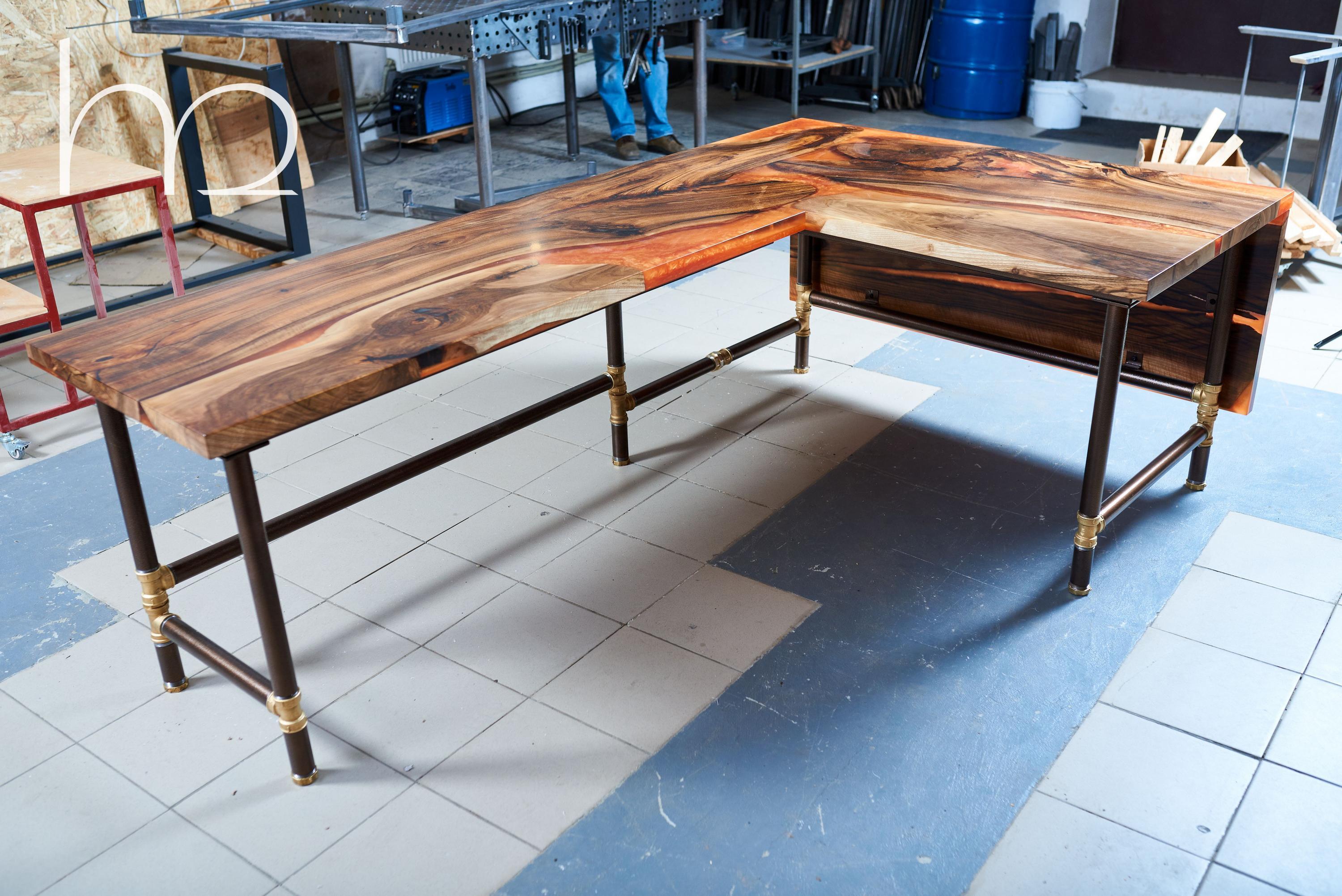 Modern Walnut Wood Desk Handmade Executive Desk Luxury French Writing Desks For Sale 1