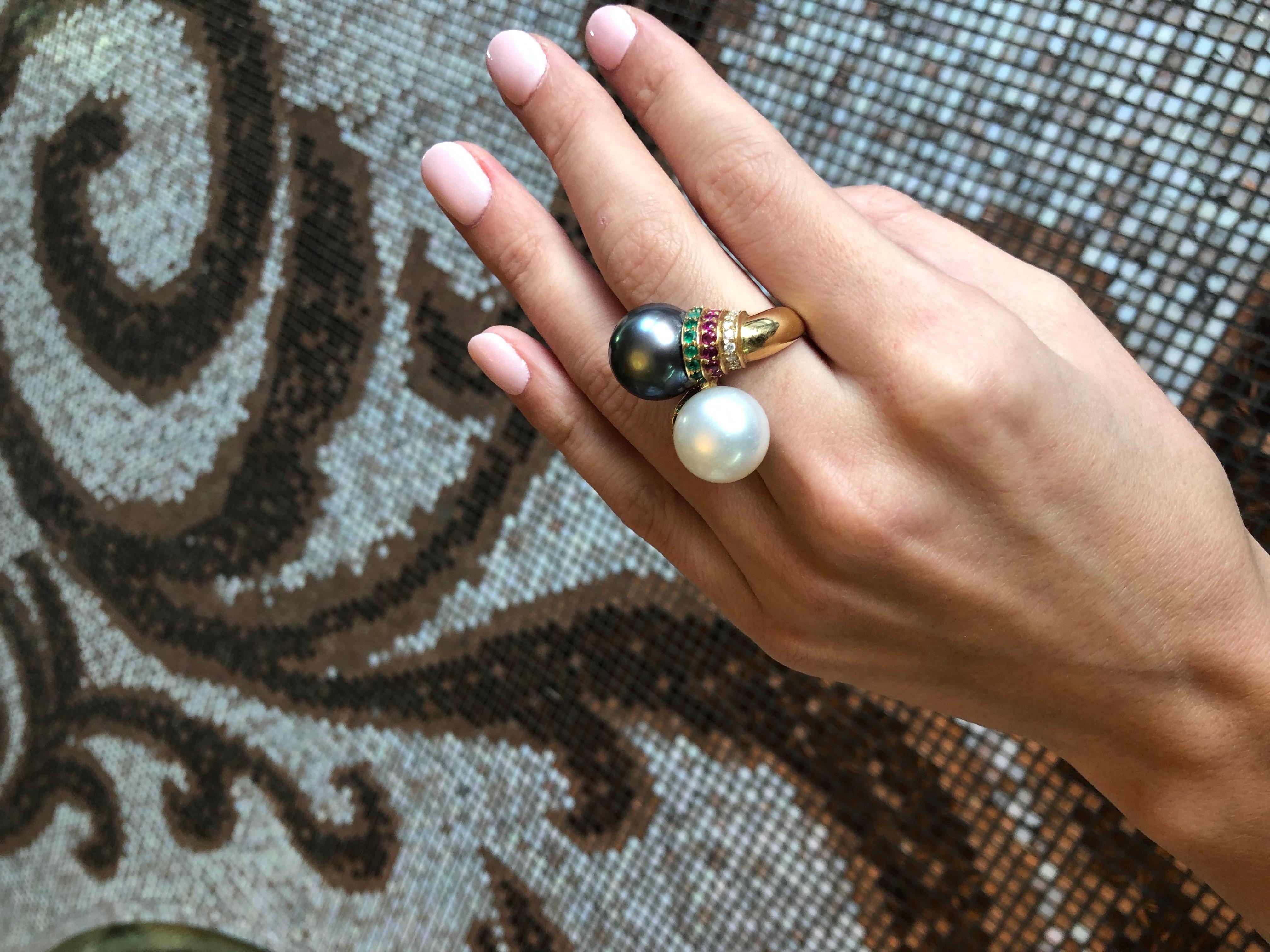 Antique Cushion Cut Modern White and Tahiti Pearl Diamond Garnet Emerald Designer 18 Karat Gold Ring For Sale