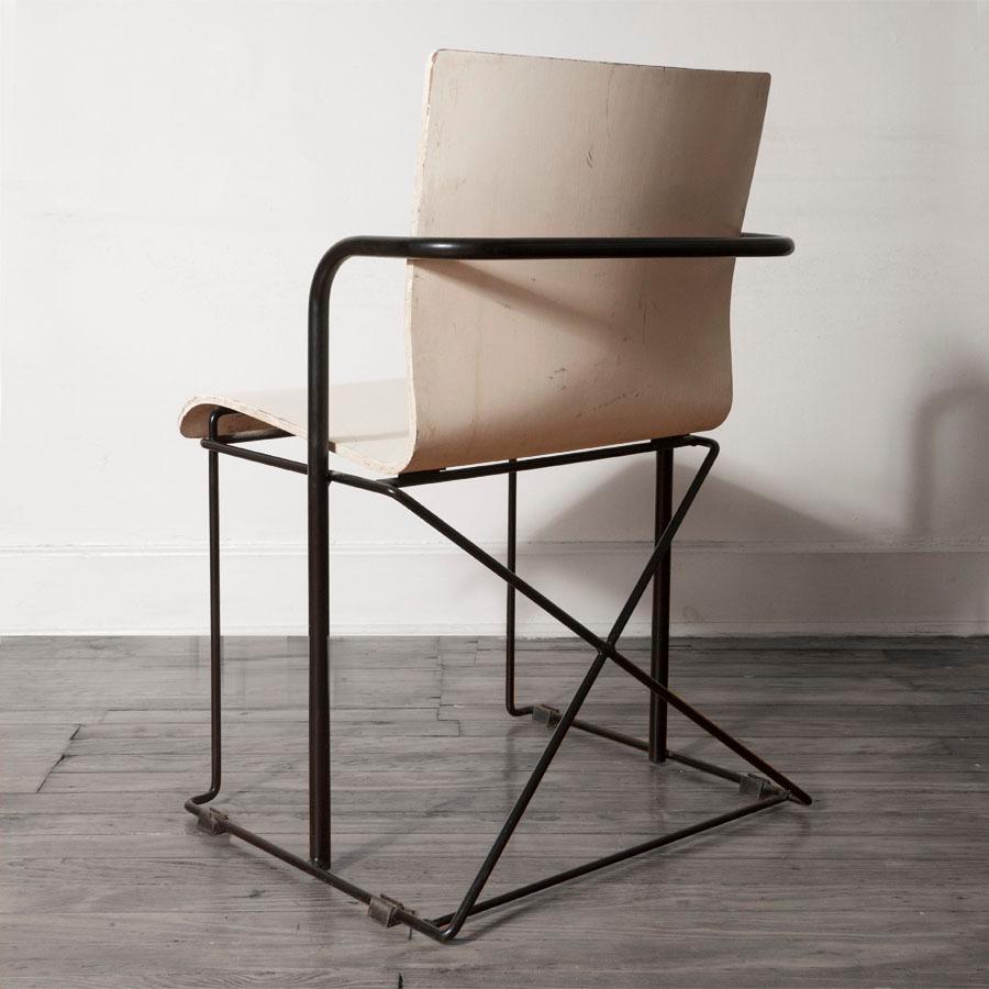 French Modern White Bentwood and Black Metal Base Chair, France, circa 1980